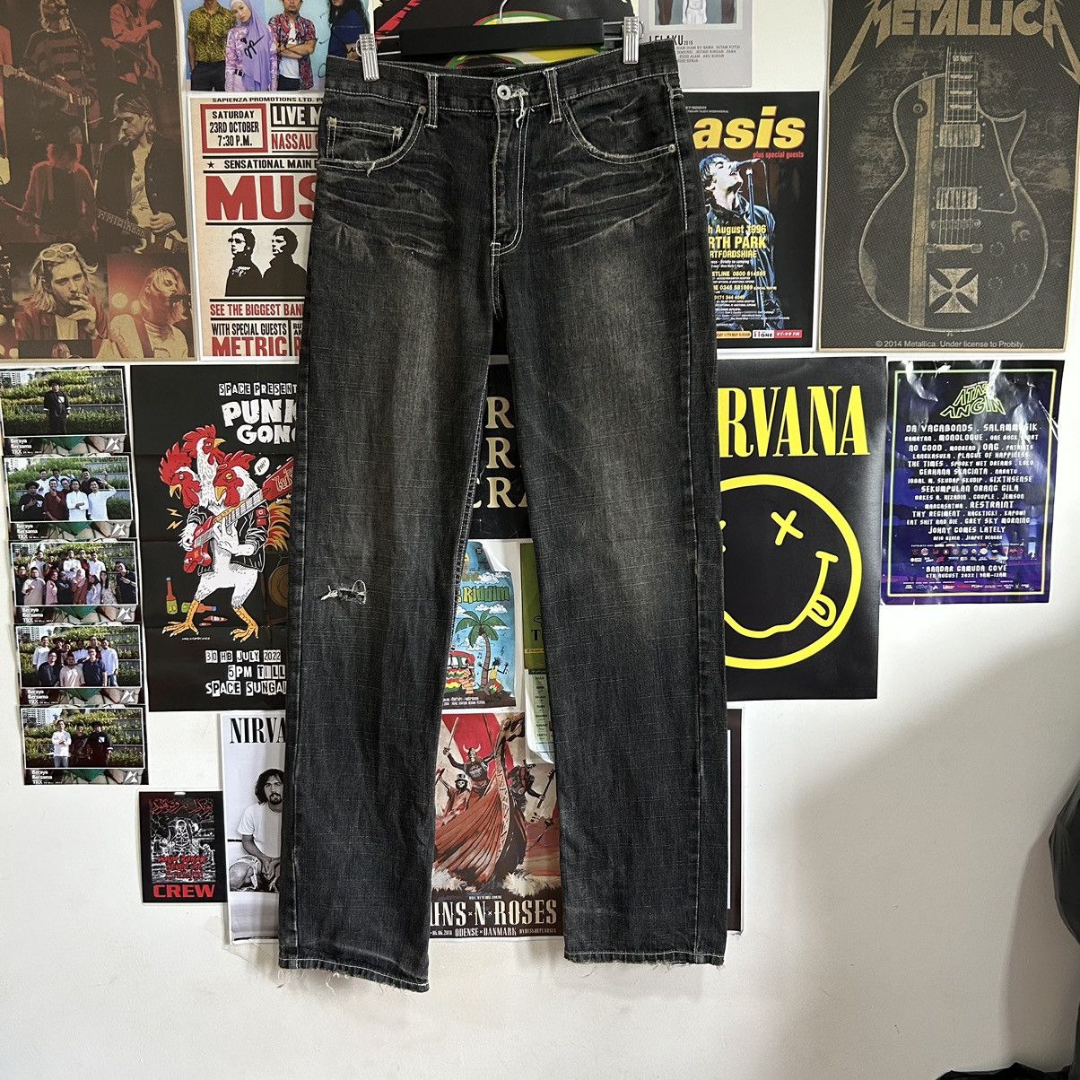 image of Vintage Denim Des Free Beat Honorable Distressed Denim in Black, Men's (Size 32)
