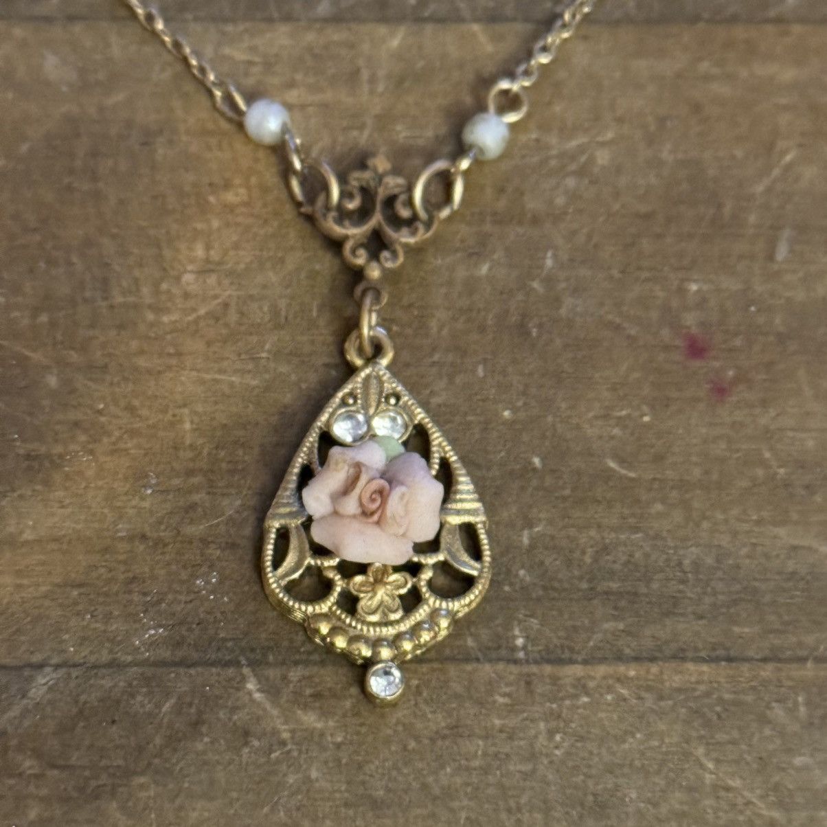 Other 1928 crystal and pink porcelain rose station pearl necklace Size ONE SIZE - 5 Thumbnail