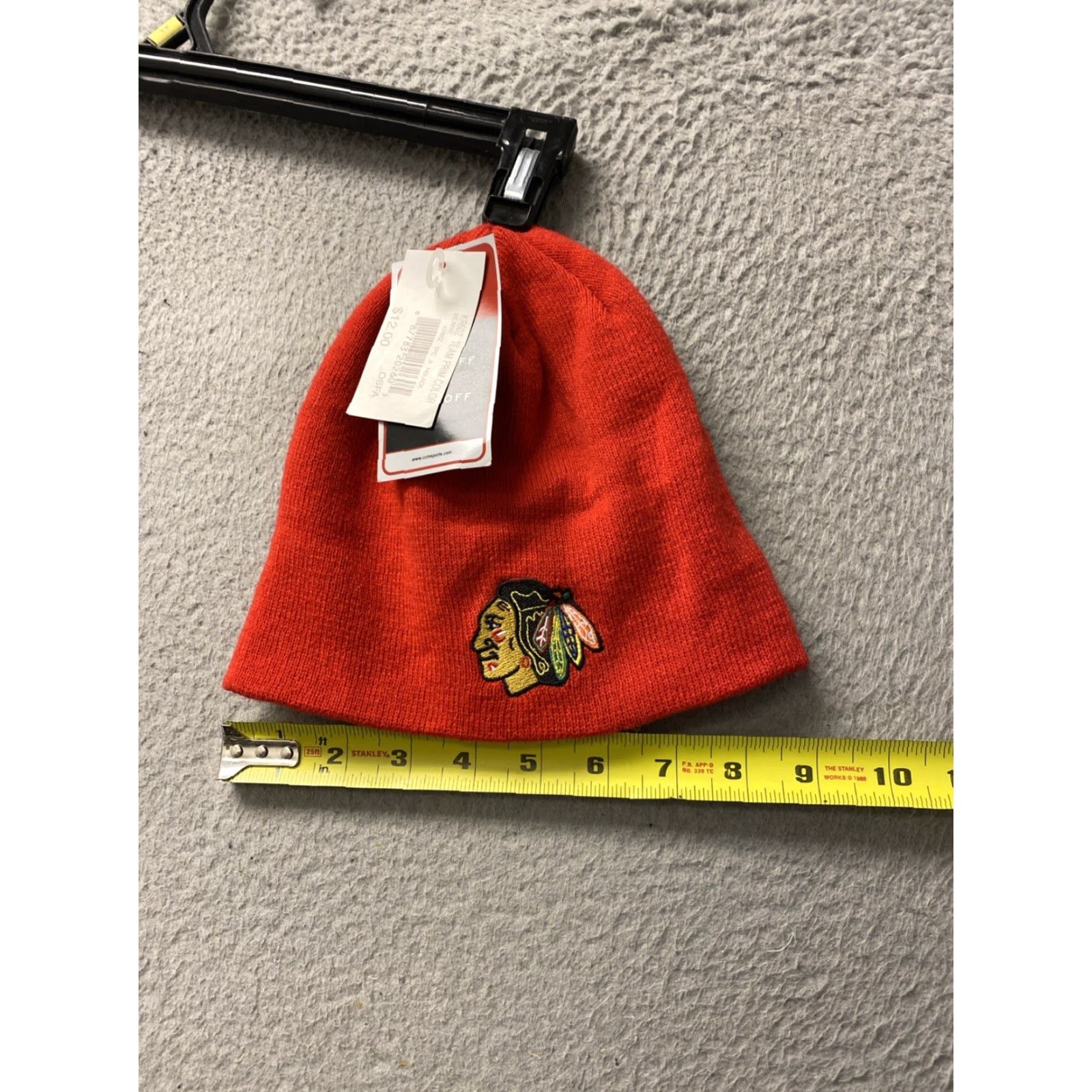 NHL NHL Blackhawks Knit Cap Hat Adult One Size Red Winter Tassle NWT Size ONE SIZE - 5 Thumbnail