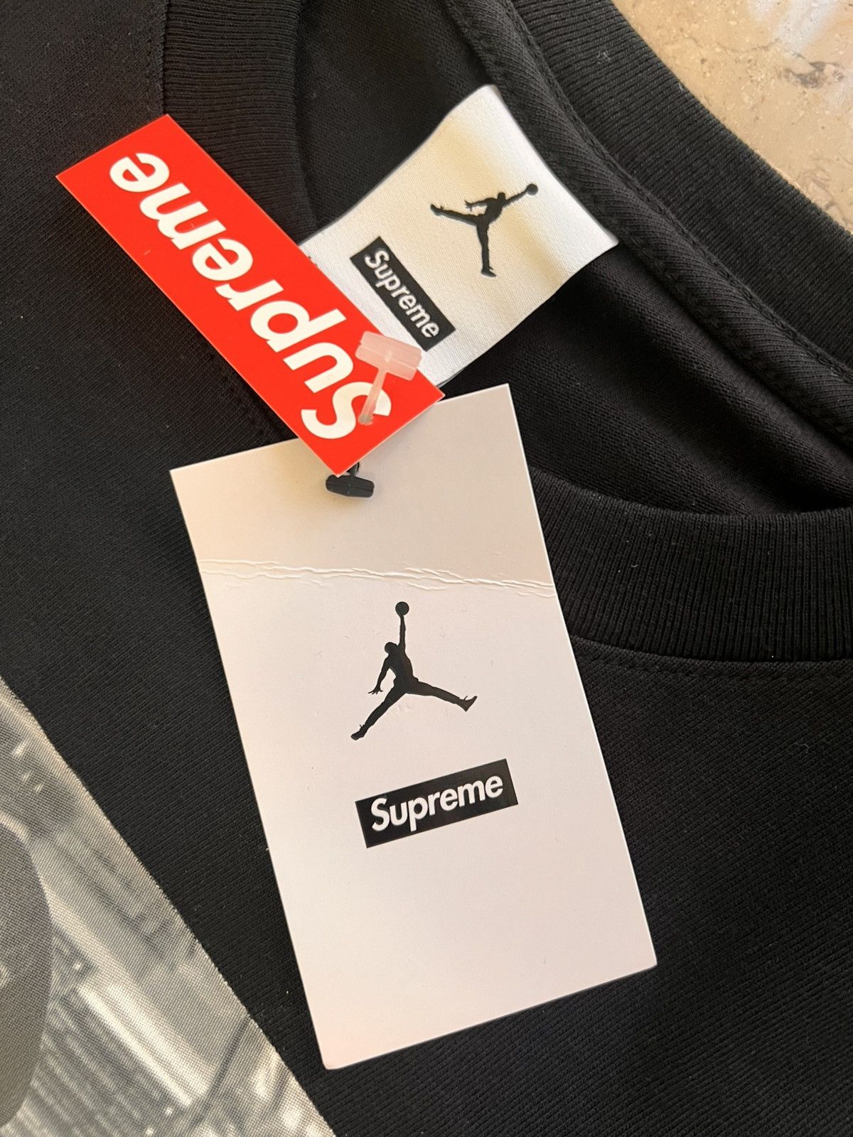 Jordan Brand Supreme Jordan Biggie Notorious BIG tee Tshirt black photo Size US M / EU 48-50 / 2 - 9 Thumbnail