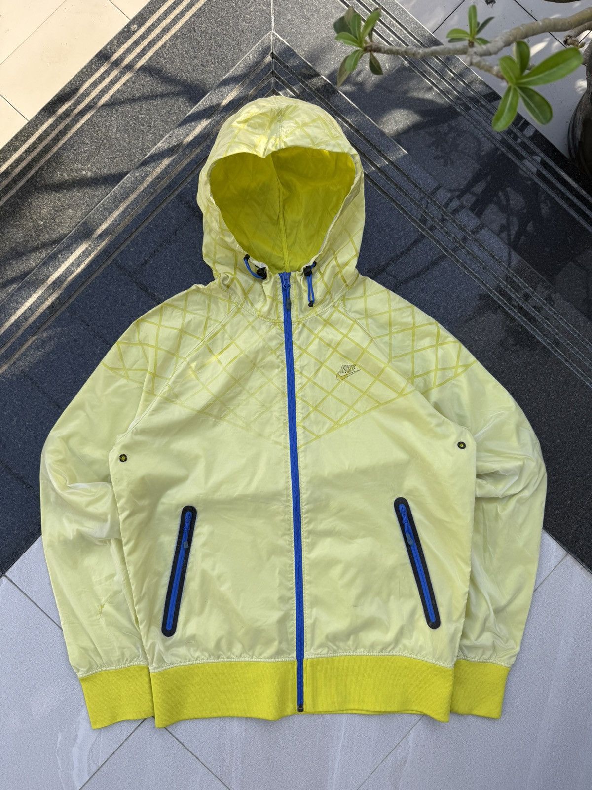 Nike 90’s NIKE RARE SWOOSH LOGO Y2K RETROVINTAGE NYLON ZIP JACKET Size US M / EU 48-50 / 2 - 2 Thumbnail