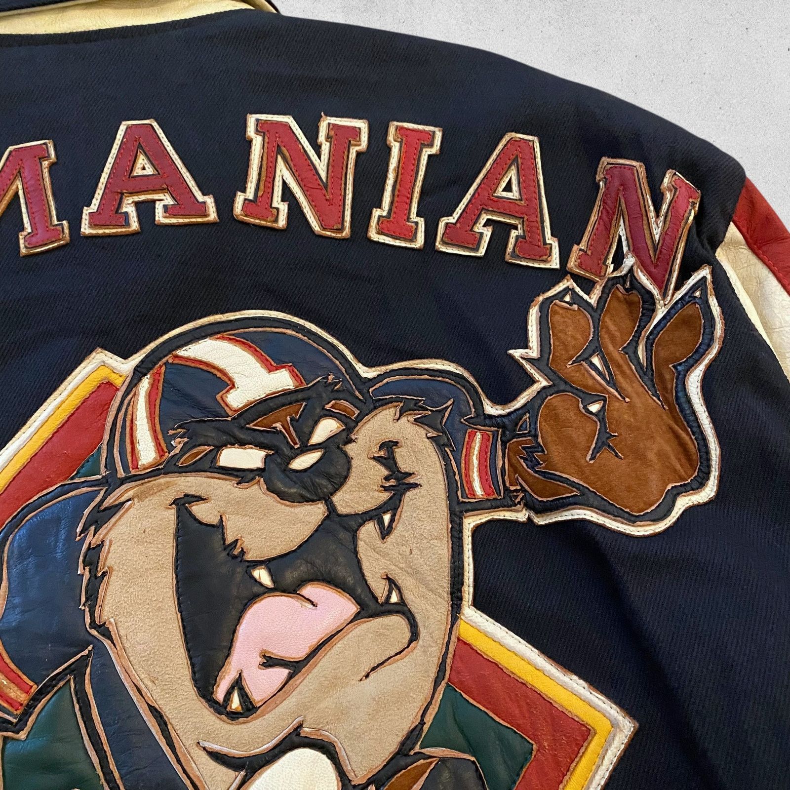 Jeff Hamilton × Vintage Vintage 90s Taz Tasmanian Blitz Jeff Hamilton Leather Jacket Size US L / EU 52-54 / 3 - 4 Thumbnail
