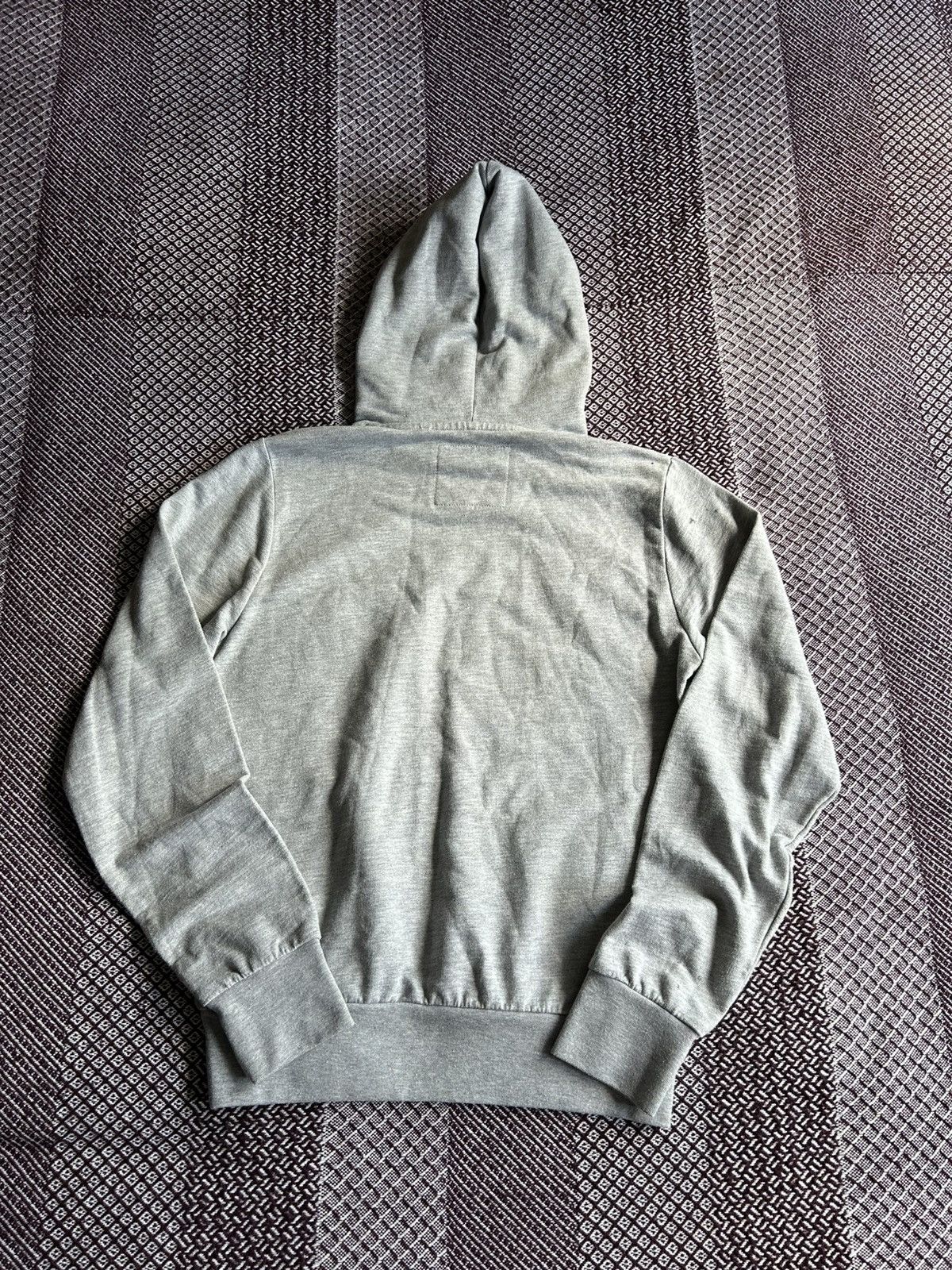 Wu-Tang Clan Vintage Wu-Tang Big Logo Hoodie 2011 Official Thrashed Item Size US S / EU 44-46 / 1 - 10 Thumbnail
