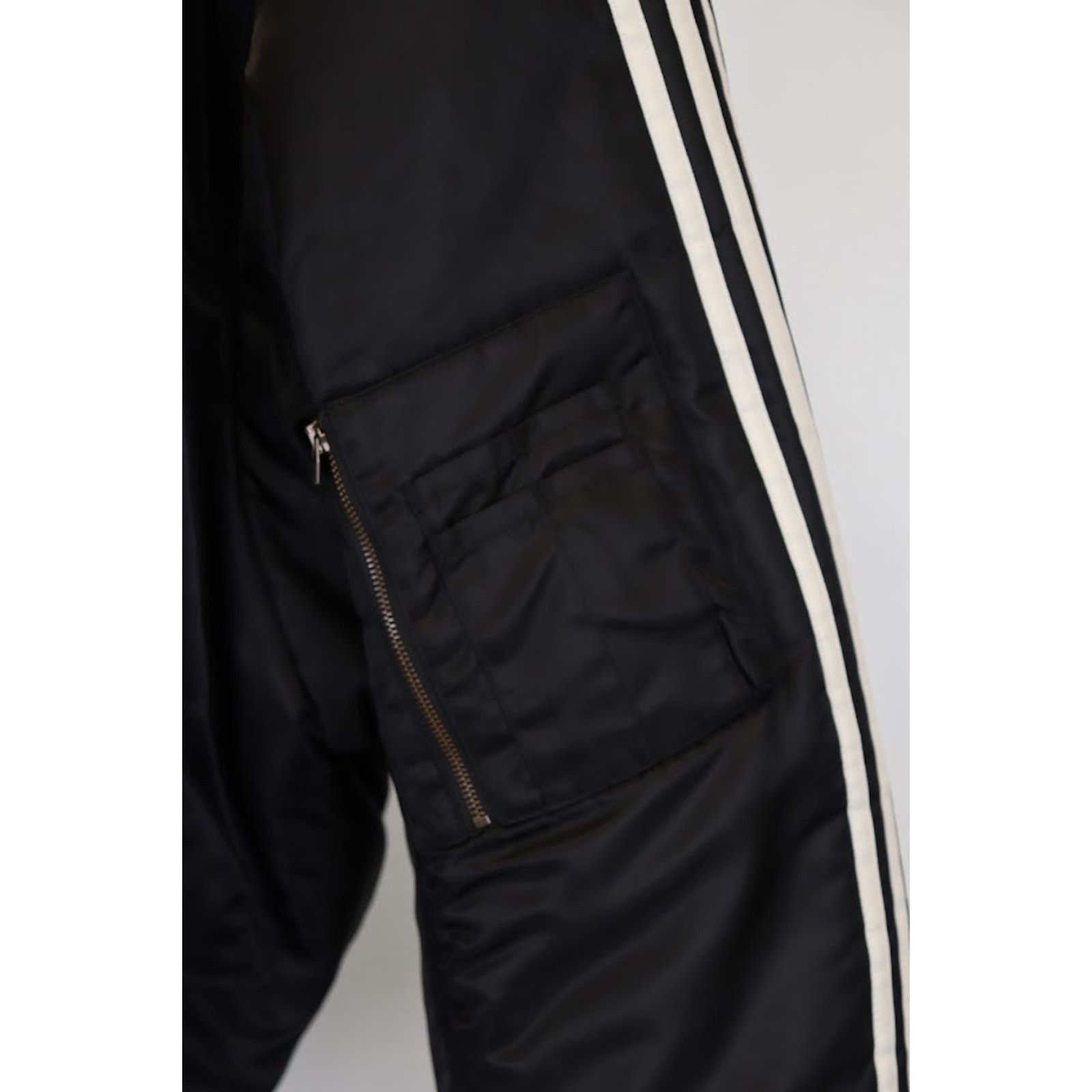 Adidas × Balenciaga o1rshd1 Light Bomber Nylon in Black Size US M / EU 48-50 / 2 - 5 Thumbnail