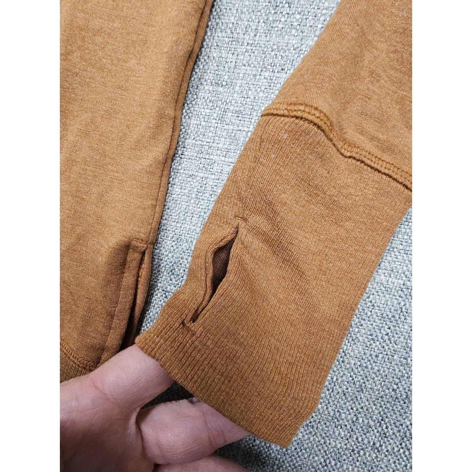 Athleta Athleta Sweatshirt Womens Small Petite Brown Coaster Luxe Thumbholes S858-0031 Size S / US 4 / IT 40 - 7 Thumbnail