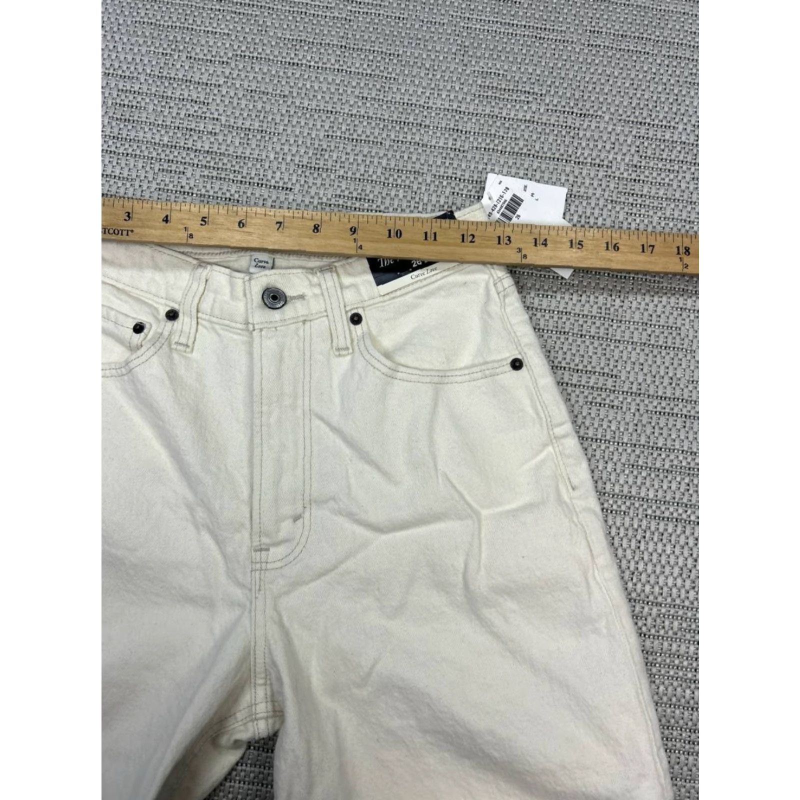 Abercrombie & Fitch Abercrombie & Fitch The 7 Inch Dad Shorts Womens 2 Beige Cotton Curve Love Size 26" / US 2 / IT 38 - 3 Thumbnail