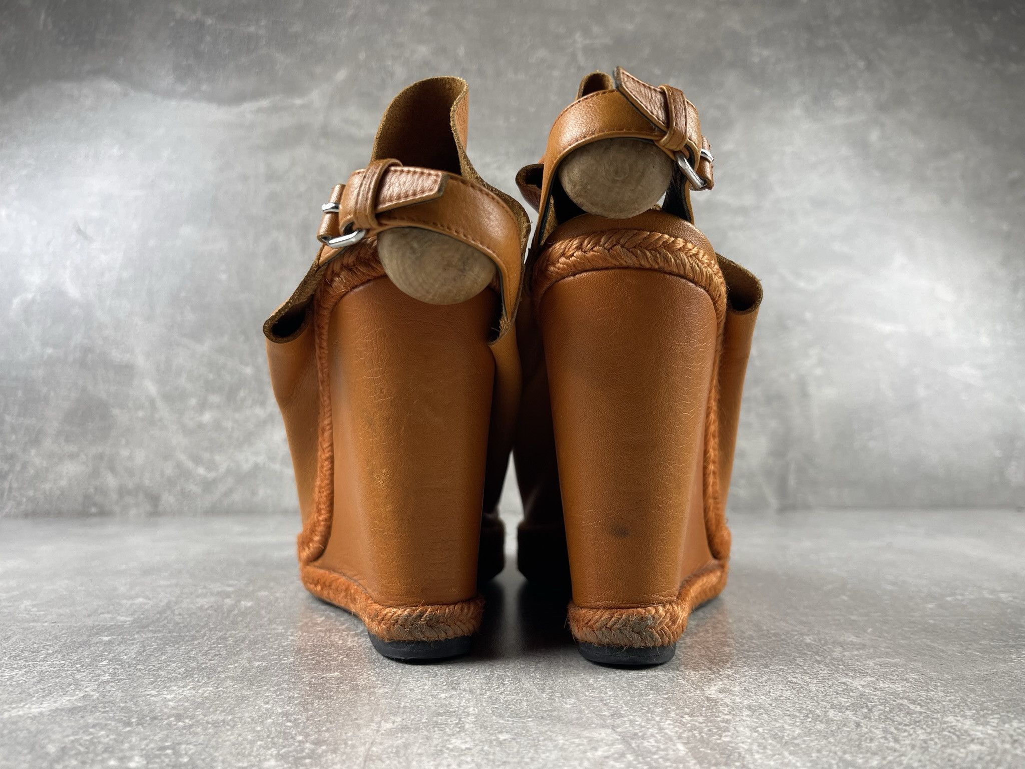 Balenciaga Balenciaga Paris orange leather slingback wedge heels shoe Size US 8 / IT 38 - 5 Thumbnail