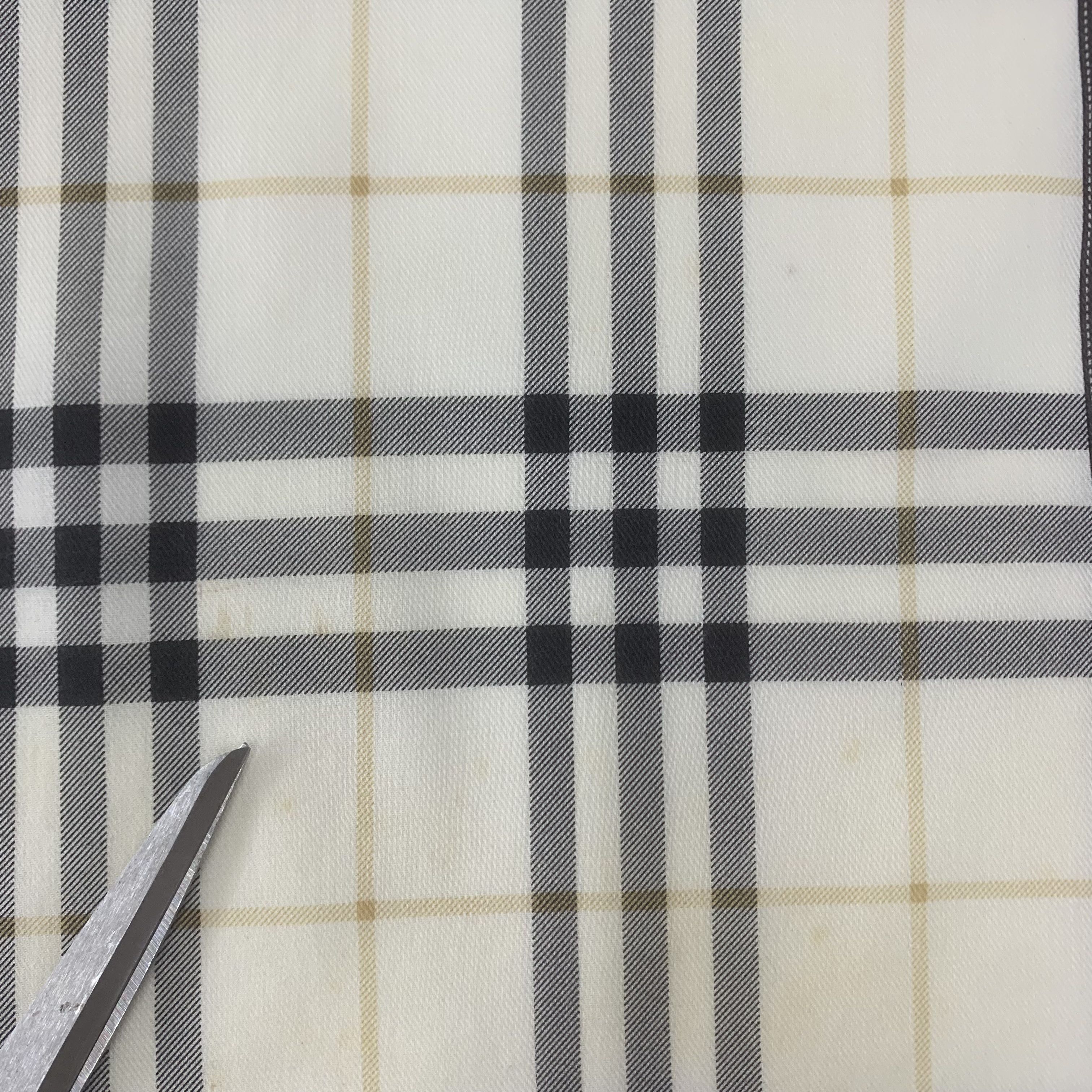 Burberry Burberry Handkerchief Bandana Neckerchief Pocket Square Size ONE SIZE - 7 Thumbnail