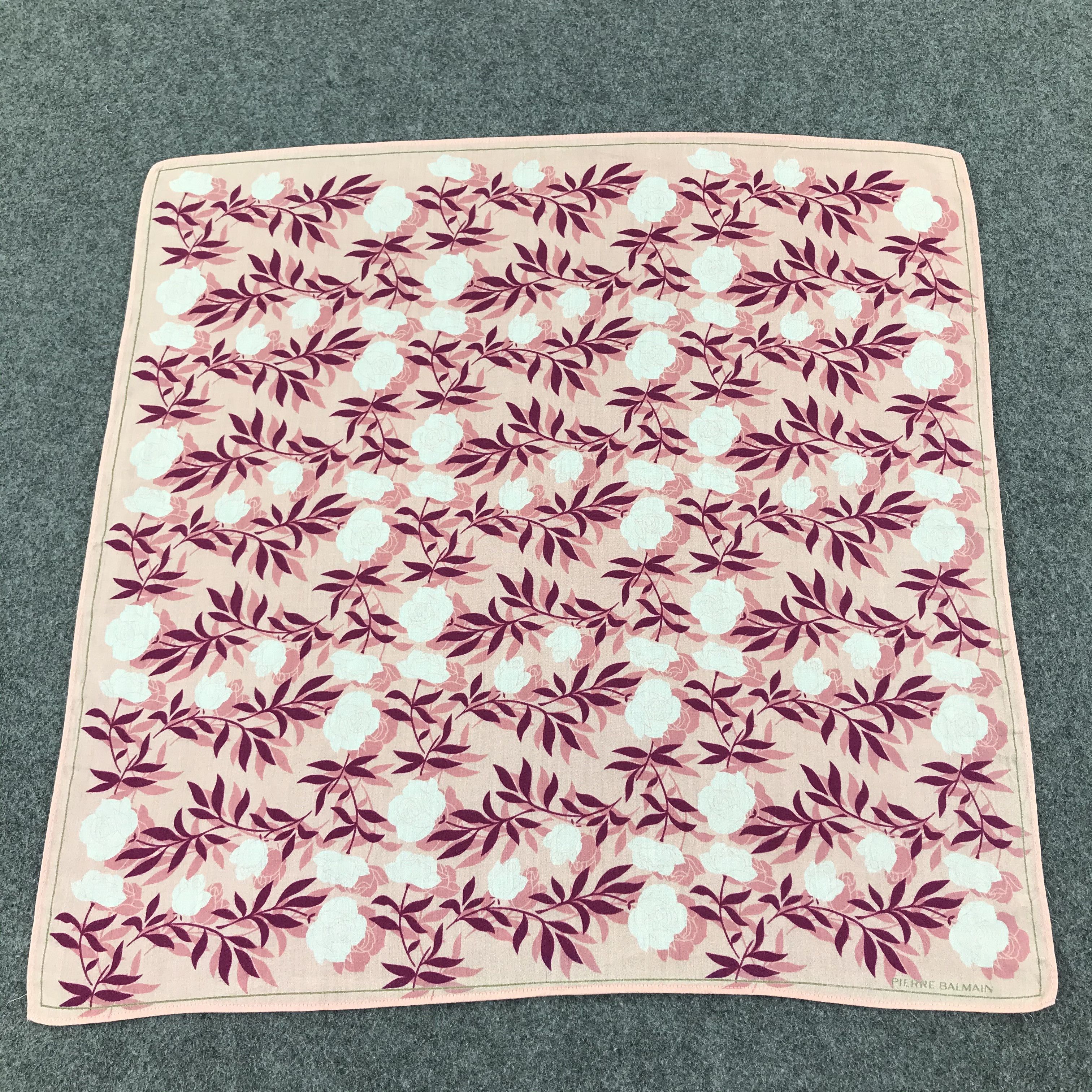 Pierre Balmain Pierre Balmain Handkerchief Neckerchief Bandana H451 Size ONE SIZE - 1 Thumbnail