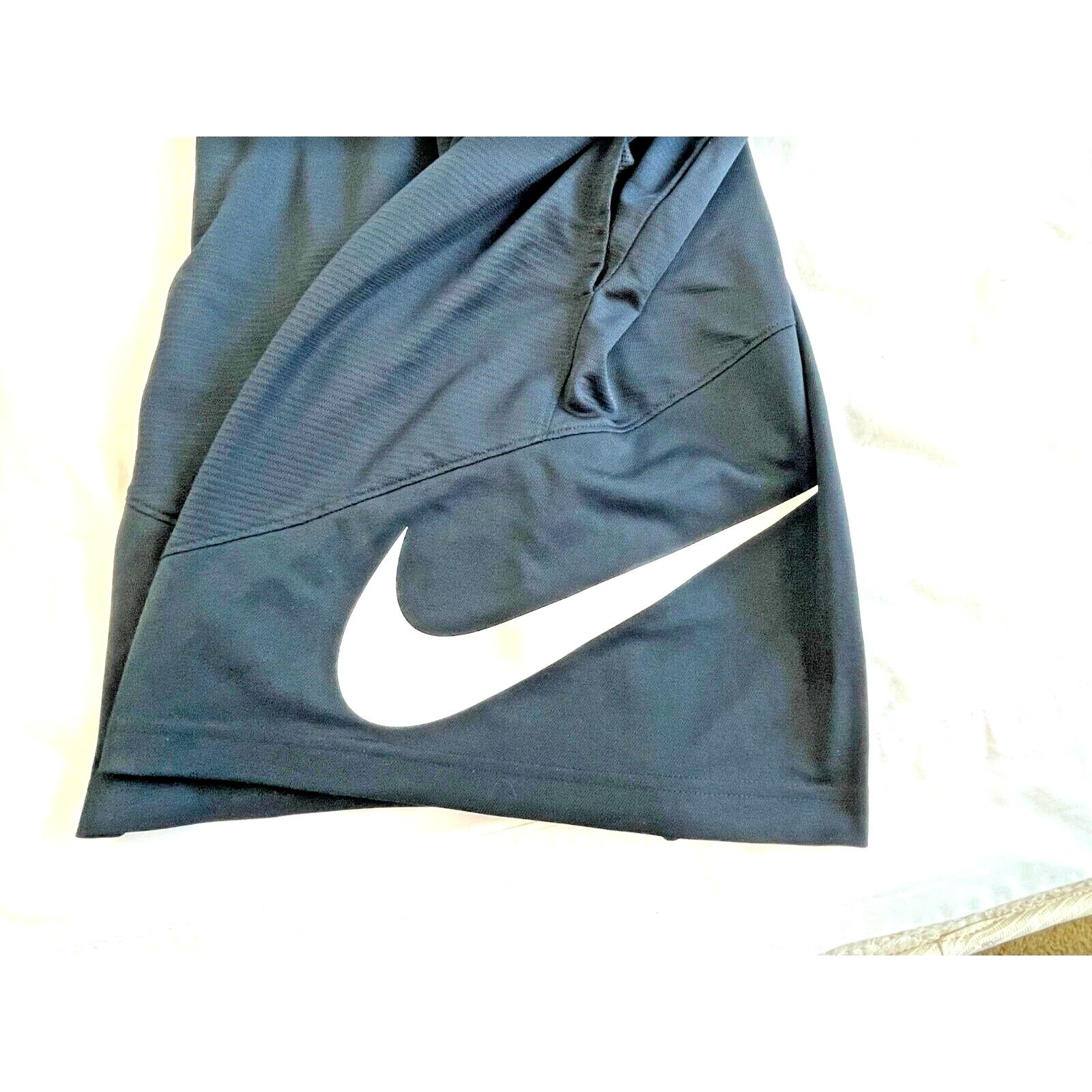 Nike Nike Boys Black Polyester Athletic Shorts Sz M Size US 36 / EU 52 - 2 Thumbnail