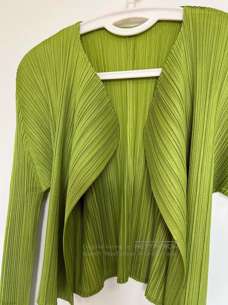 Issey Miyake Issey Miyake Avocado Green Cardigan Size L / US 10 / IT 46 - 1 Thumbnail