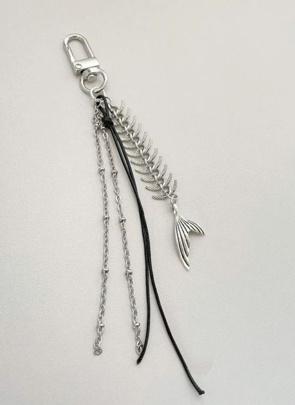 Vintage Black Rope Fish Bones Keychain Size ONE SIZE - 2 Thumbnail