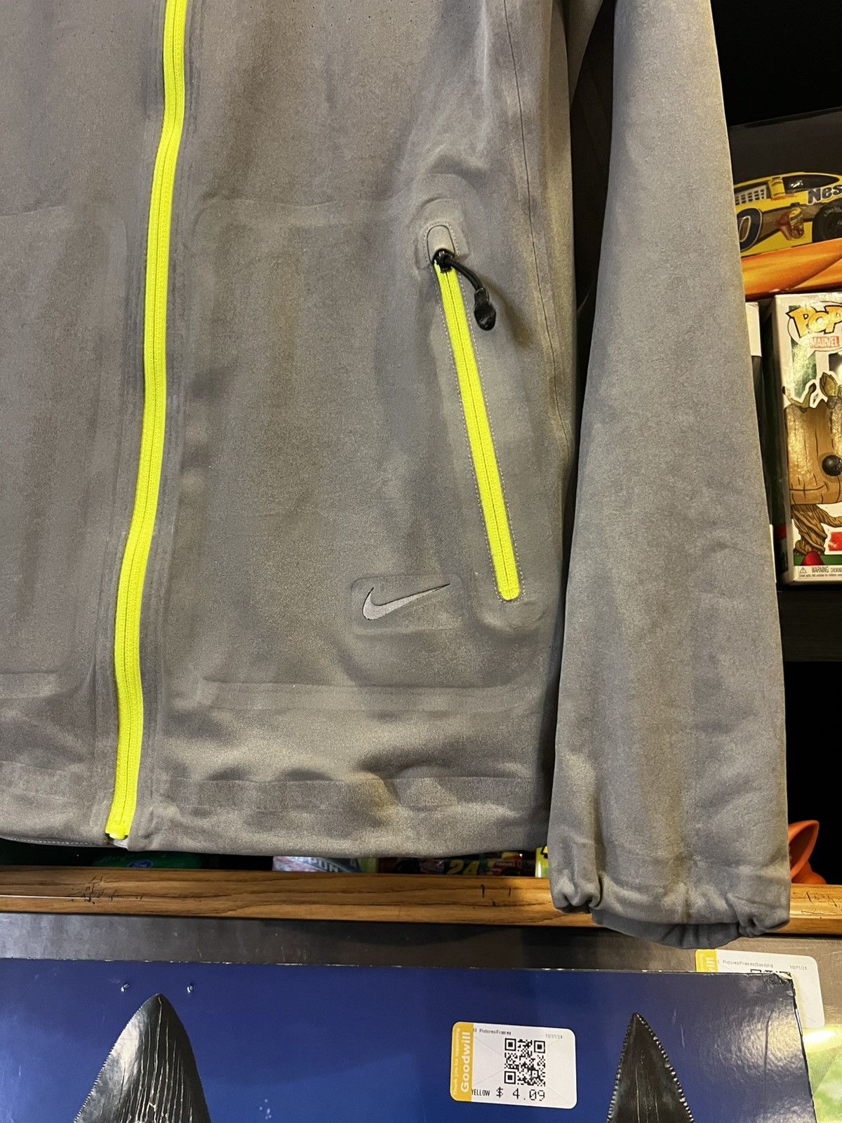 Nike *RARE* Nike Women’s Allover Flash Reflective Running Jacket Size XS / US 0-2 / IT 36-38 - 3 Thumbnail