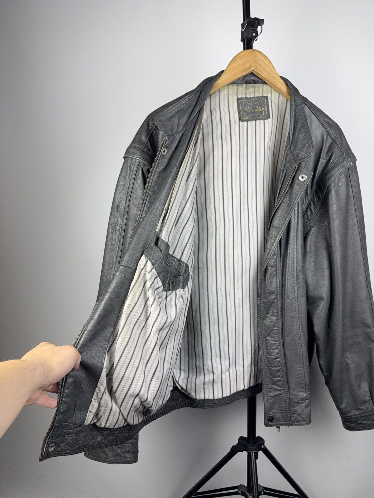 Vintage Vintage 90s Avant Garde Leather Biker MOTO Y2K Jacket Size US M / EU 48-50 / 2 - 13 Thumbnail