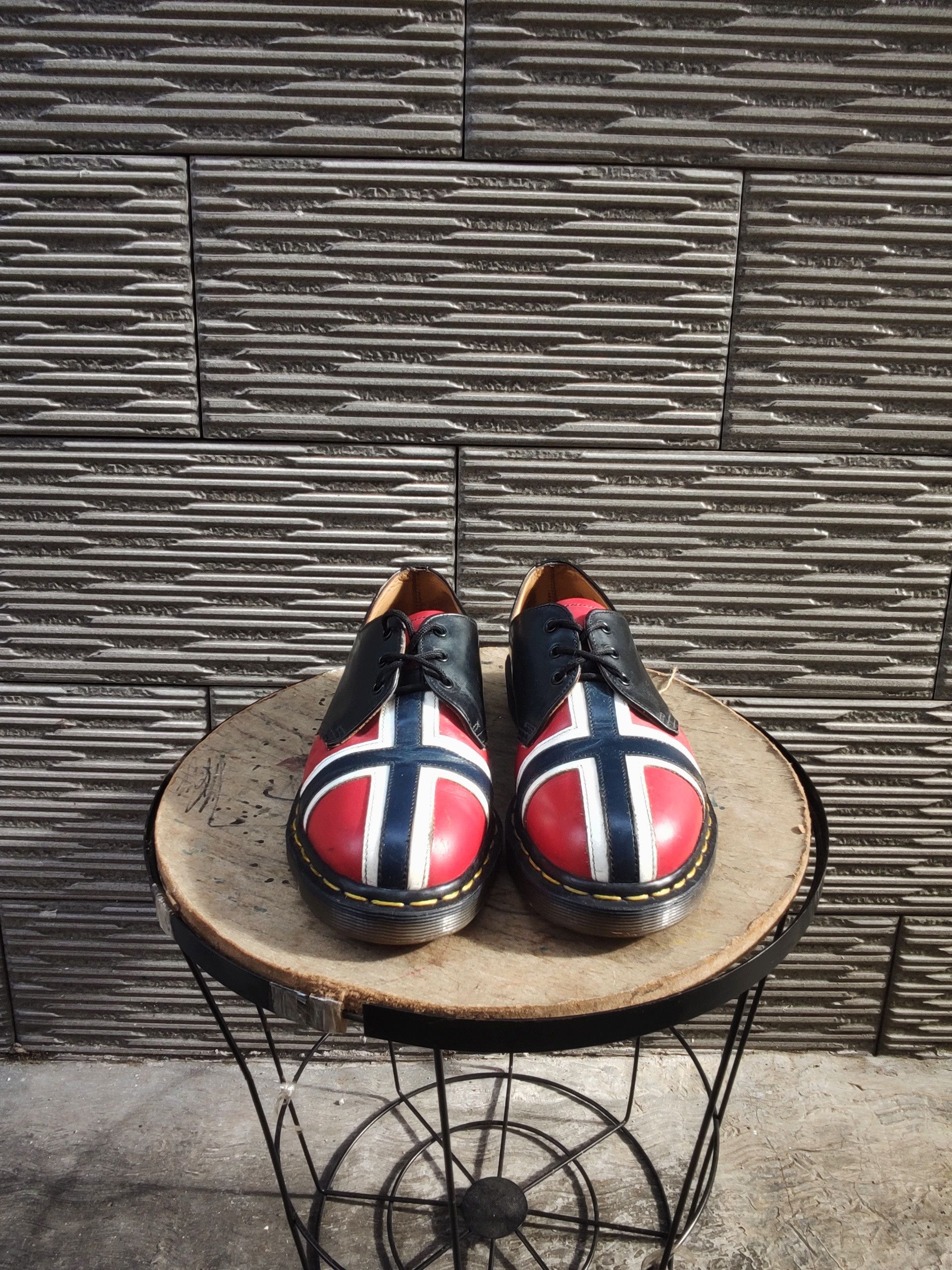 Dr. Martens Dr. Martens 1461 Norwegian Flag Size US 9.5 / EU 42-43 - 2 Thumbnail