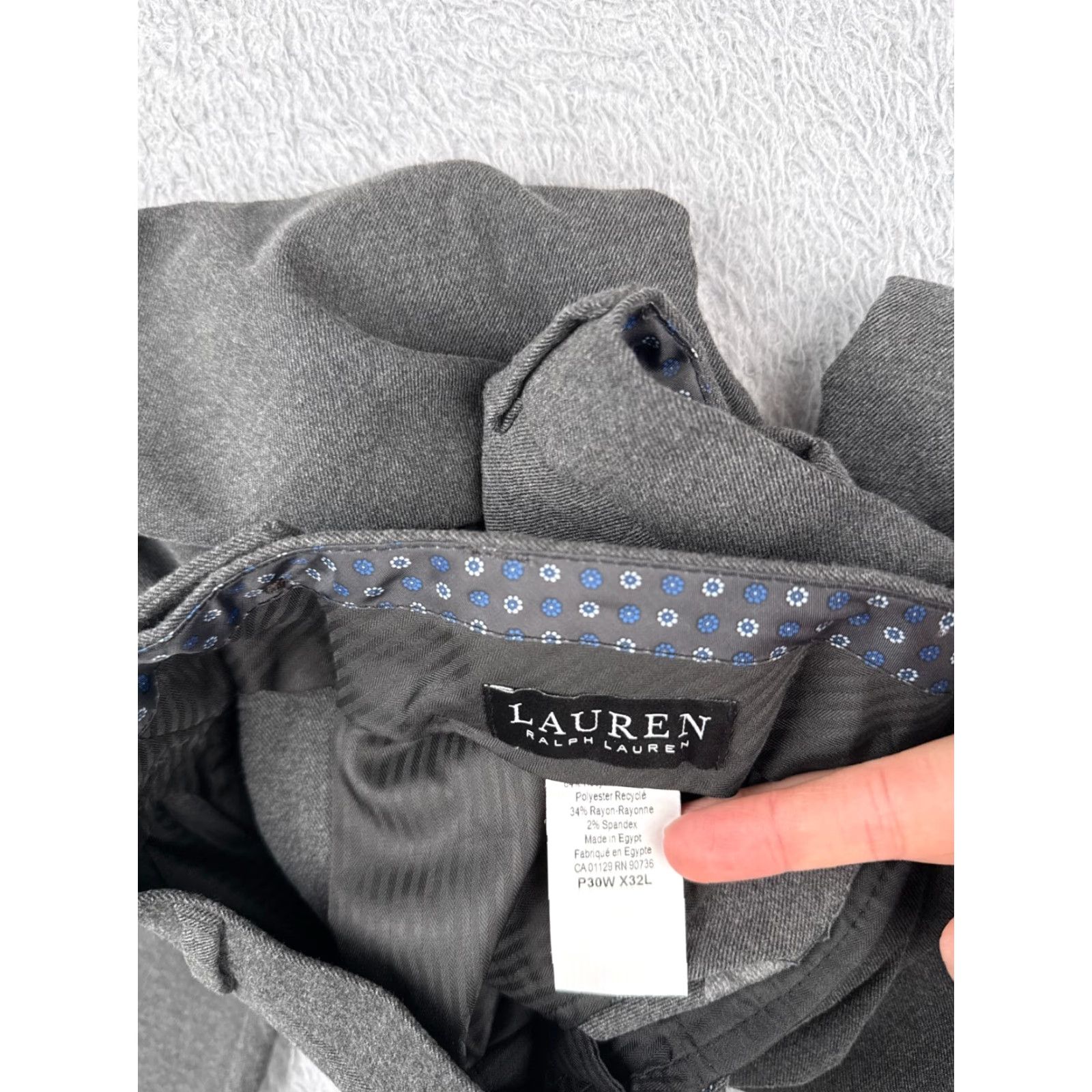 Ralph Lauren Lauren Ralph Lauren Pants Men 30 Gray Black Label Polyester Rayon Flat Front 32L Dress Pants Size US 30 / EU 46 - 6 Thumbnail