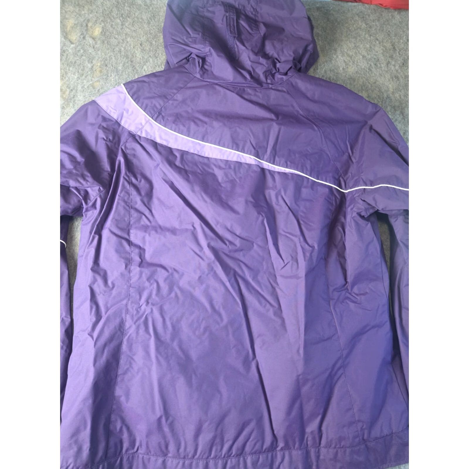 Vintage VINTAGE Columbia Women Jacket Full Zip With Attached hood Purple Waterproof Size L / US 10 / IT 46 - 5 Thumbnail
