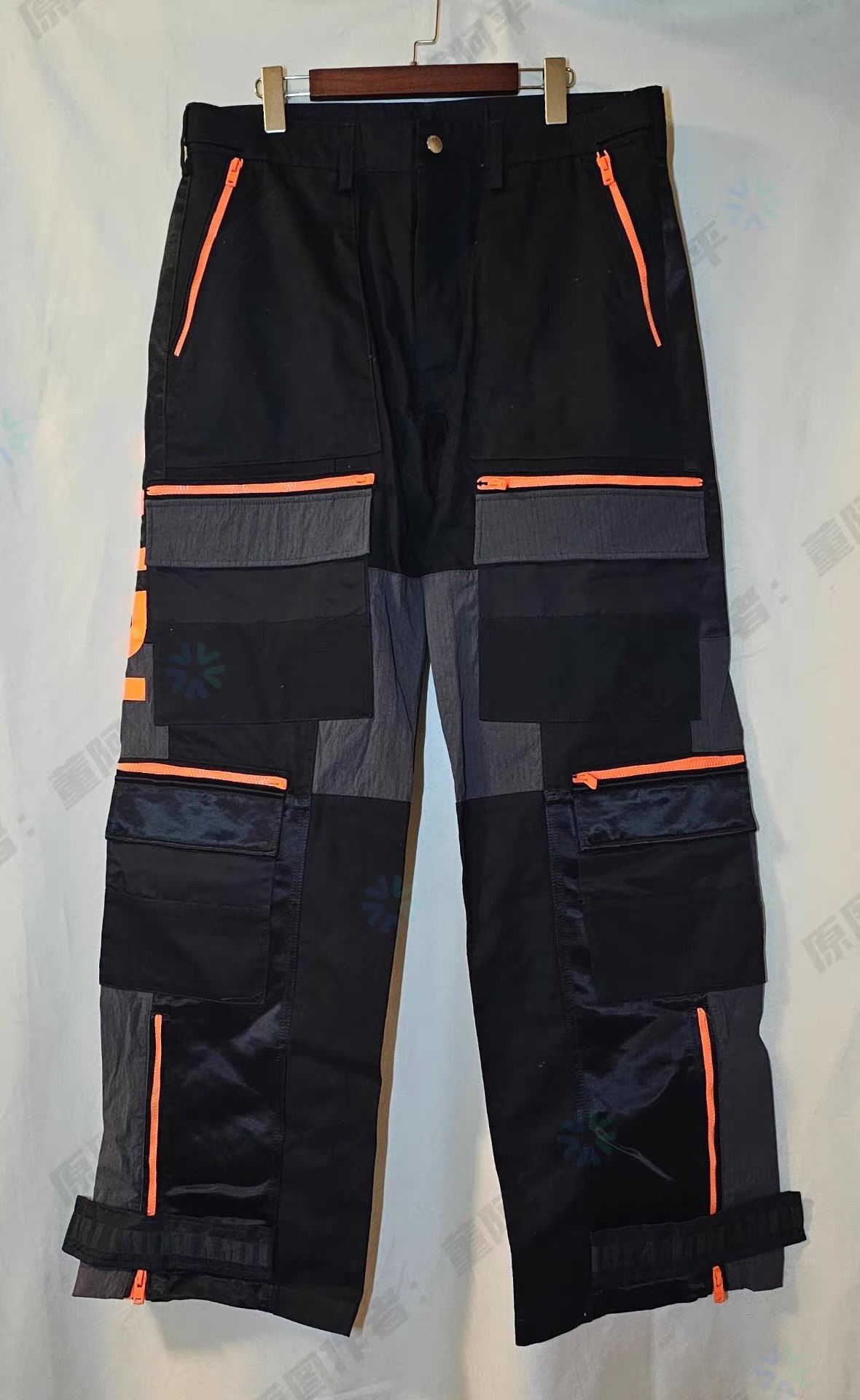 Amiri Black Cargo Pants with Orange Zippers Size 38 Size US 27 - 1 Thumbnail