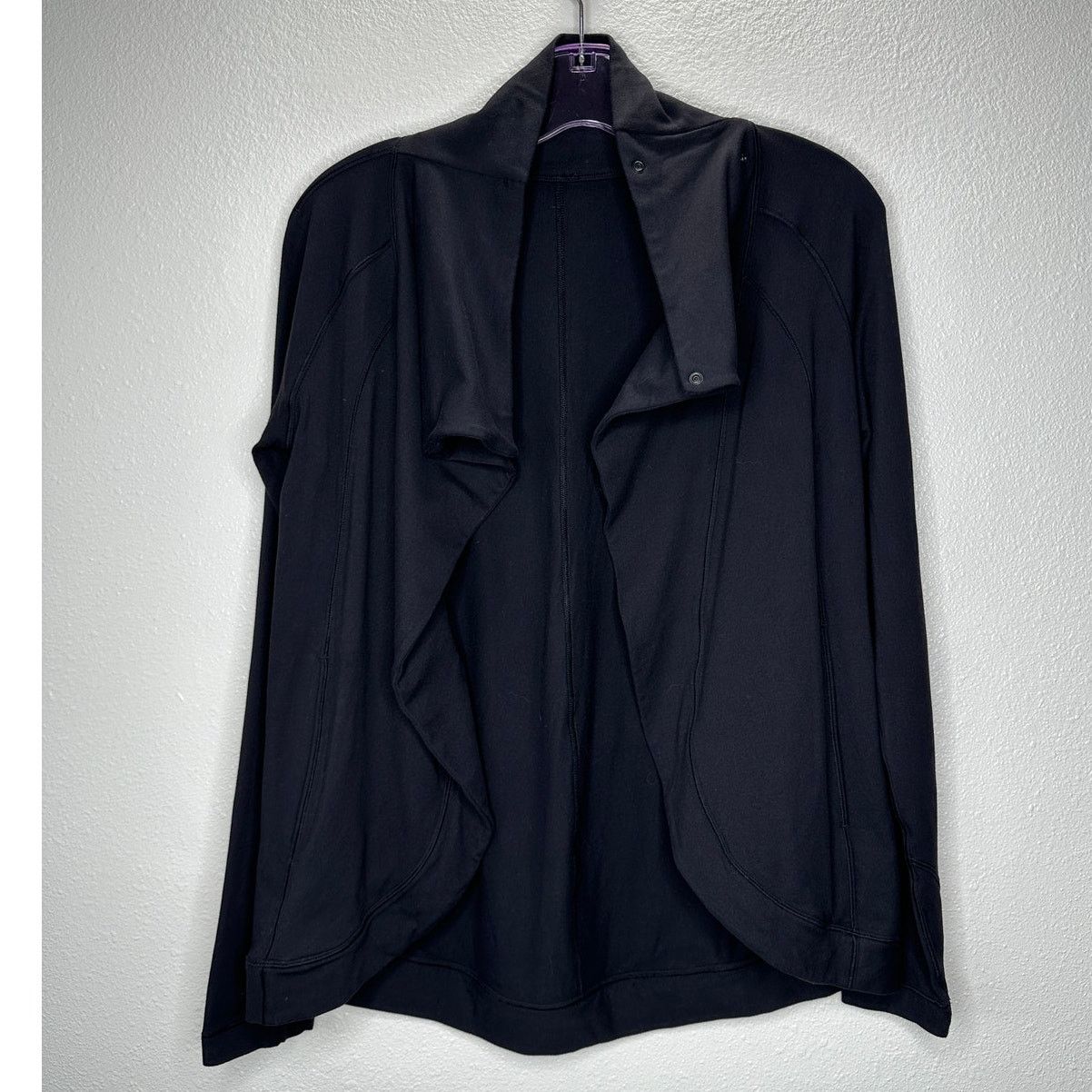Lululemon Lululemon Black Cardigan Style Snap Neck Button Collar 4 Size S / US 4 / IT 40 - 3 Thumbnail