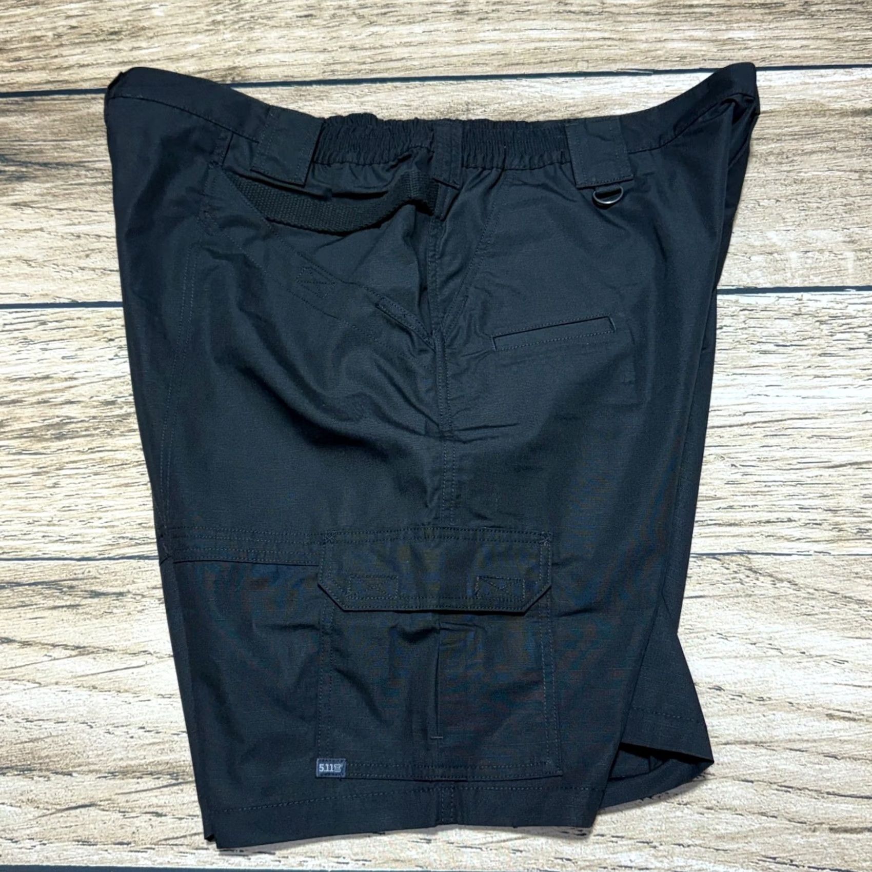 Vintage 5.11 Tactical Taclite Shorts Mens 44 Black Cargo Ripstop Workwear 9" NWT Size US 44 / EU 60 - 4 Thumbnail