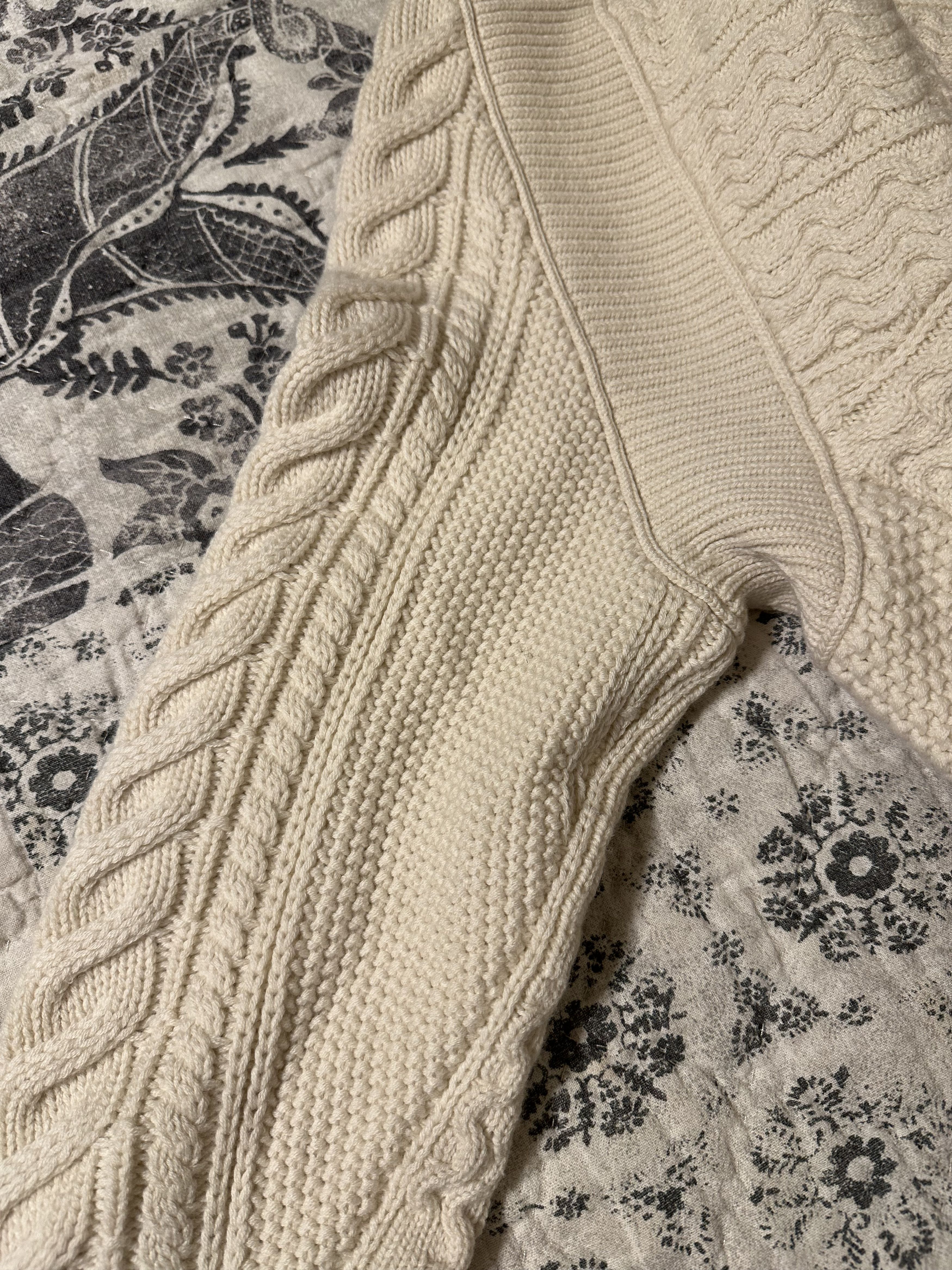 Burberry Burberry cashmere cable knit sweater Size US S / EU 44-46 / 1 - 6 Thumbnail