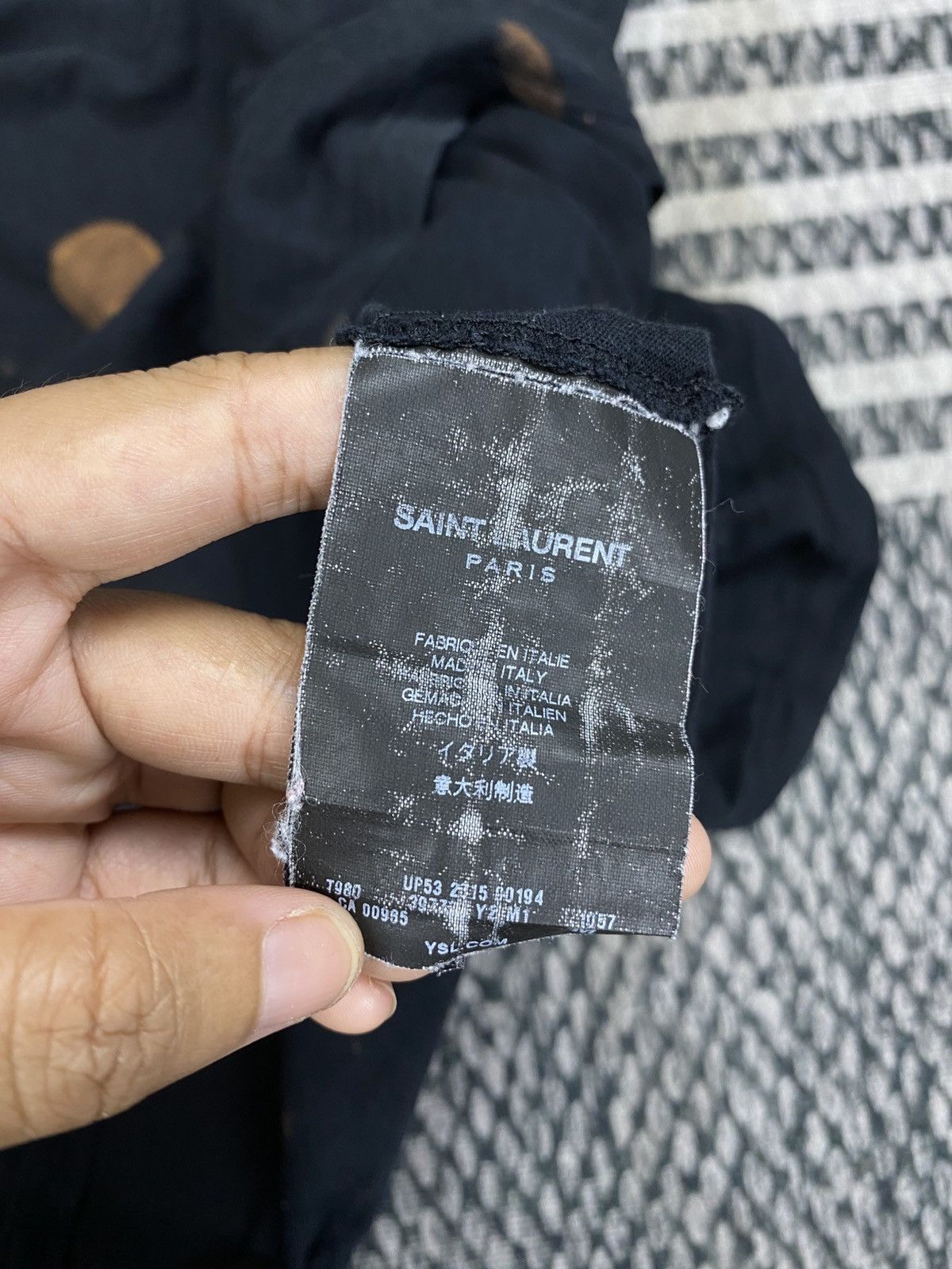 Saint Laurent Paris Vintage Saint Laurent Paris Geometric Print Faded Shirt Size US M / EU 48-50 / 2 - 7 Thumbnail