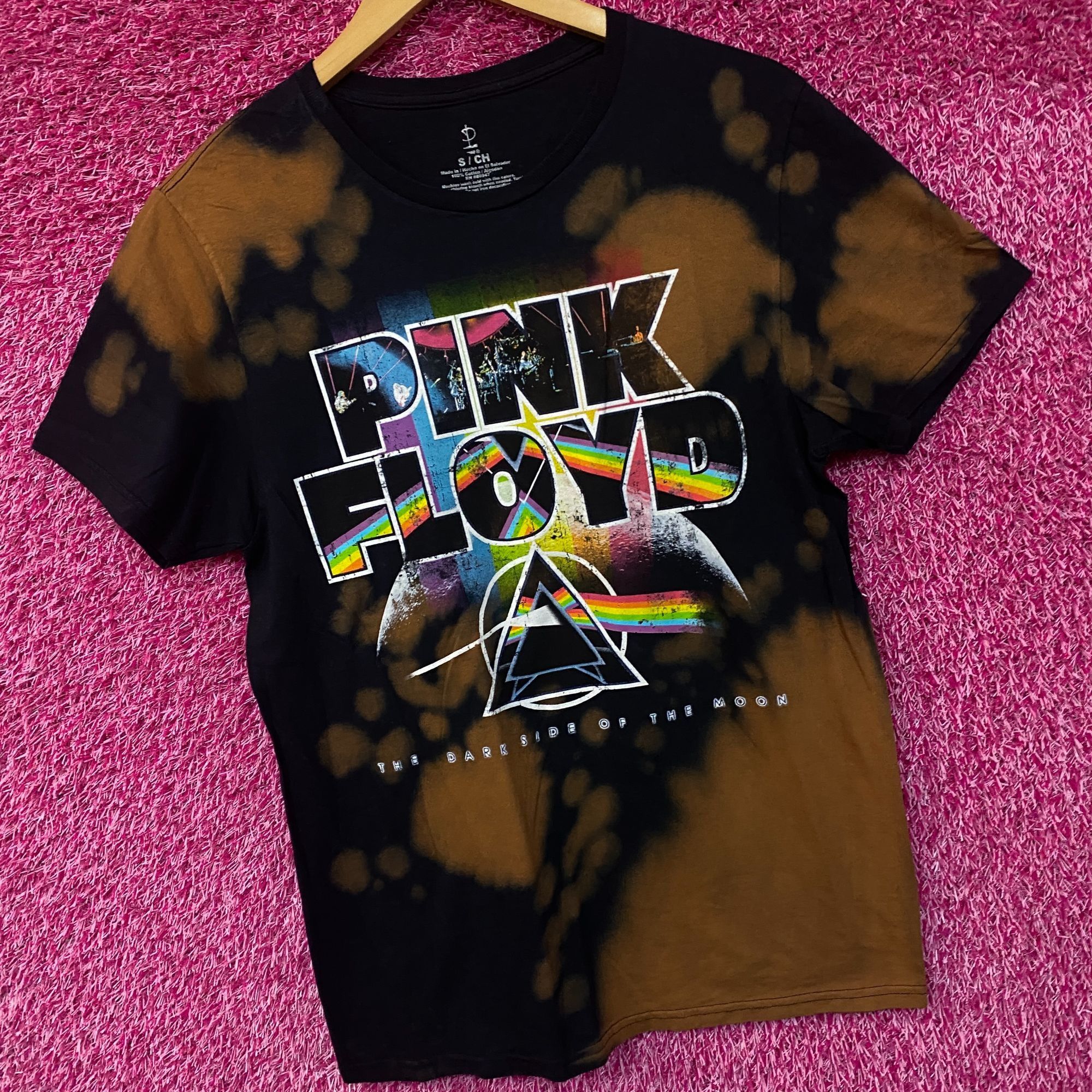 Pink Floyd Pink Floyd the Dark Side of the Moon Bleach Dye Rock Tshirt Size US S / EU 44-46 / 1 - 3 Thumbnail