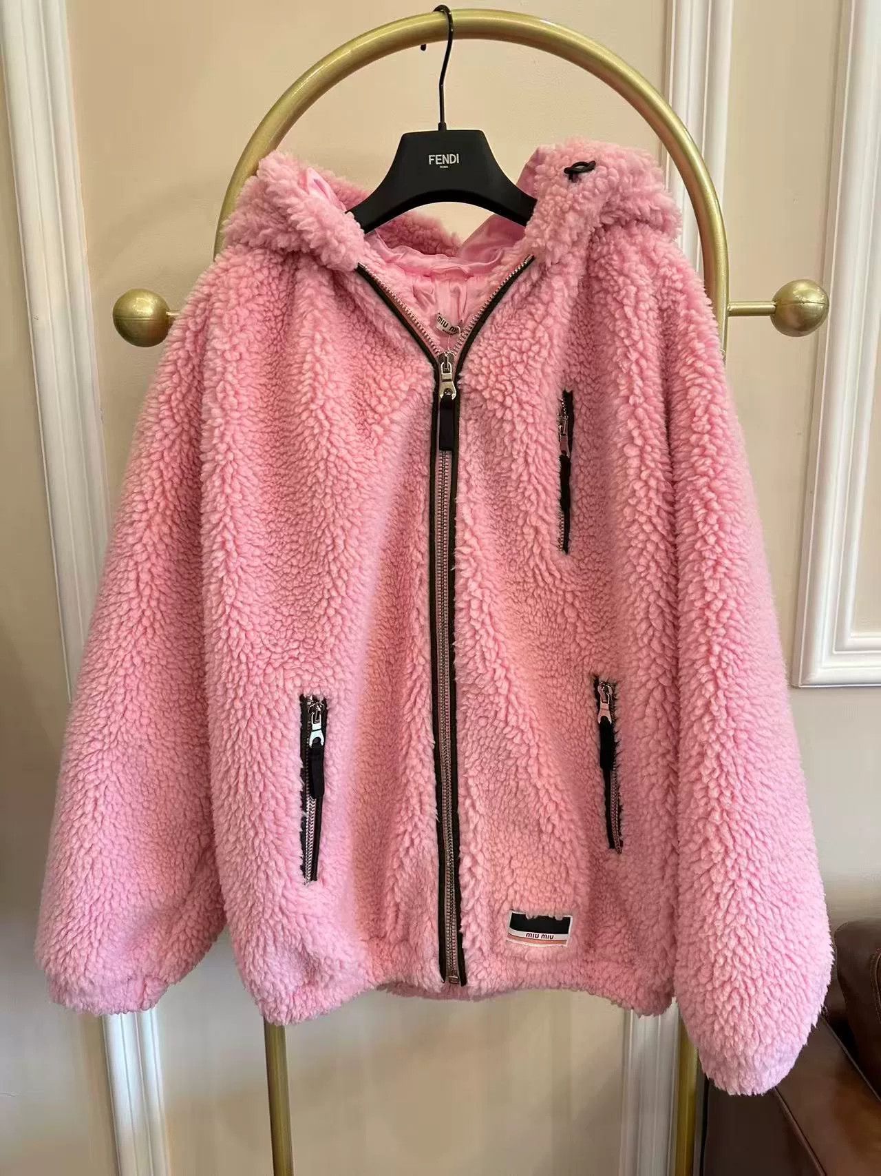 Miu Miu miumiu pink teddy zip-up jacket Size US M / EU 48-50 / 2 - 1 Thumbnail