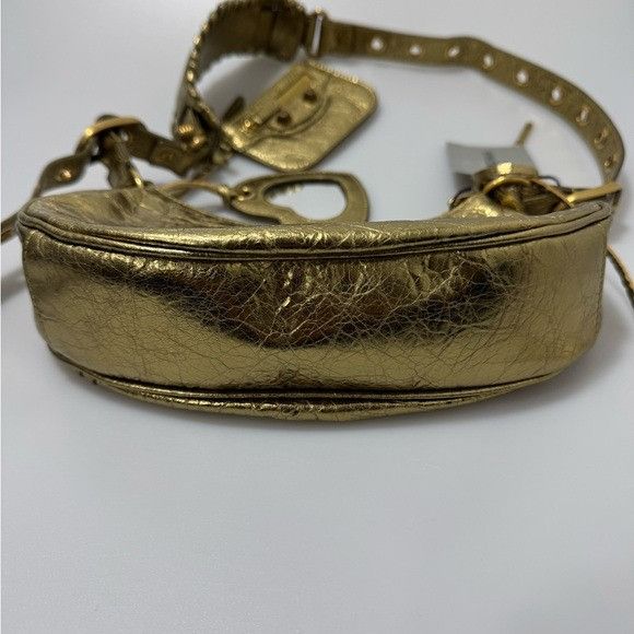 Balenciaga BALENCIAGA XS Le Cagole Metallic Gold Calfskin Shoulder Bag Size ONE SIZE - 5 Thumbnail