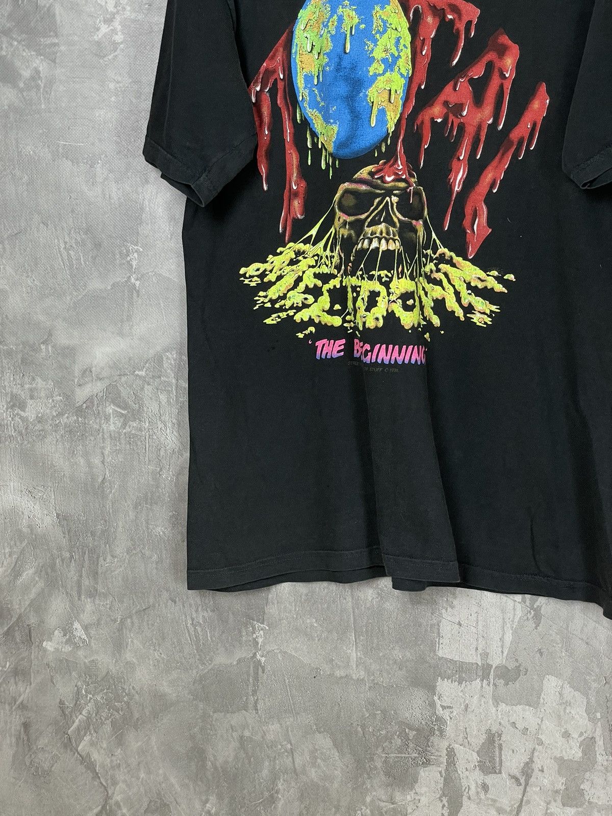 Band Tees × Vintage Vintage Black Faded Y2K Earth Y2K Streetwear Hype T shirt Size US M / EU 48-50 / 2 - 5 Thumbnail