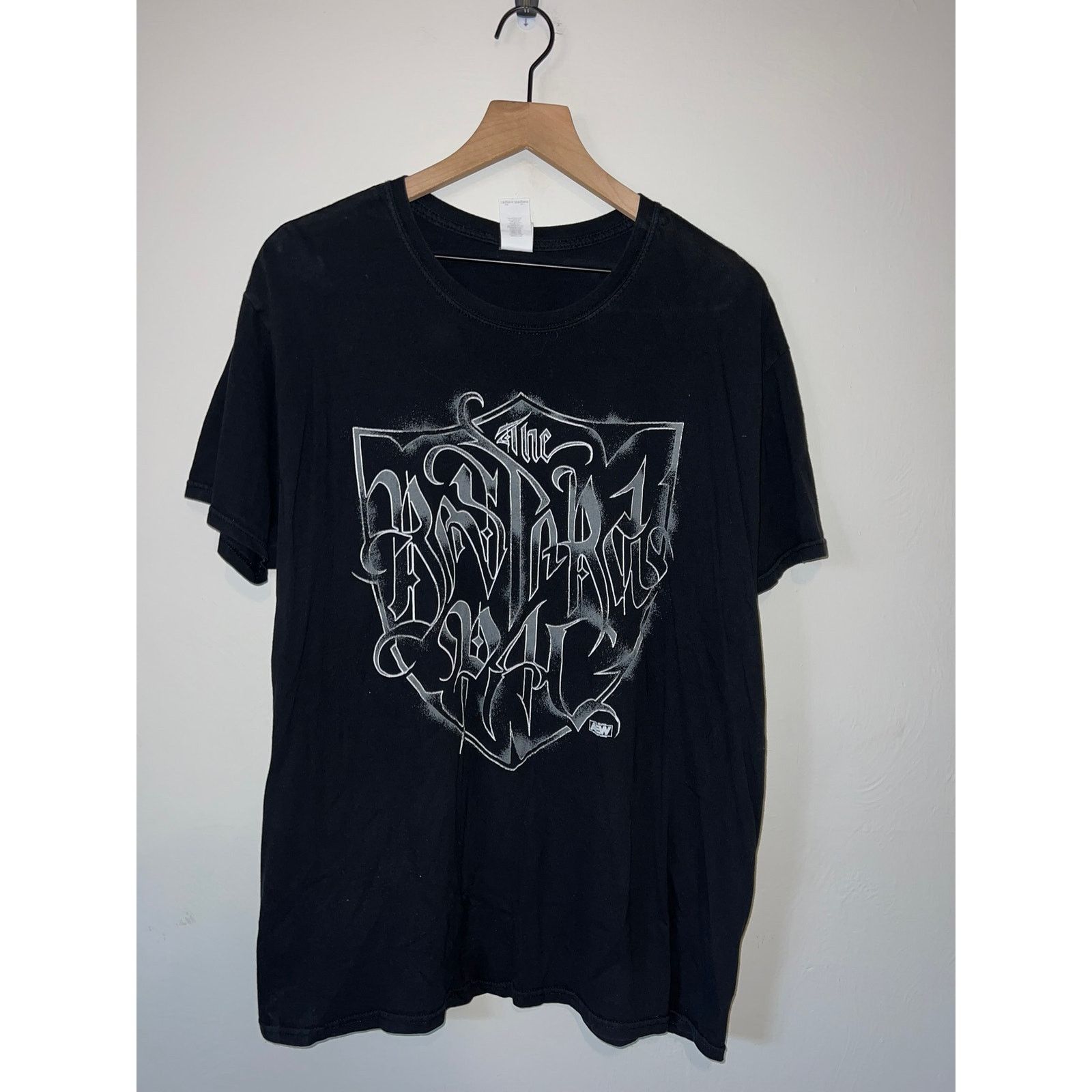 Gildan AEW Wrestling Shirt The Bastard Pac Wrestle Graphic Tee XL Size US XL / EU 56 / 4 - 1 Thumbnail