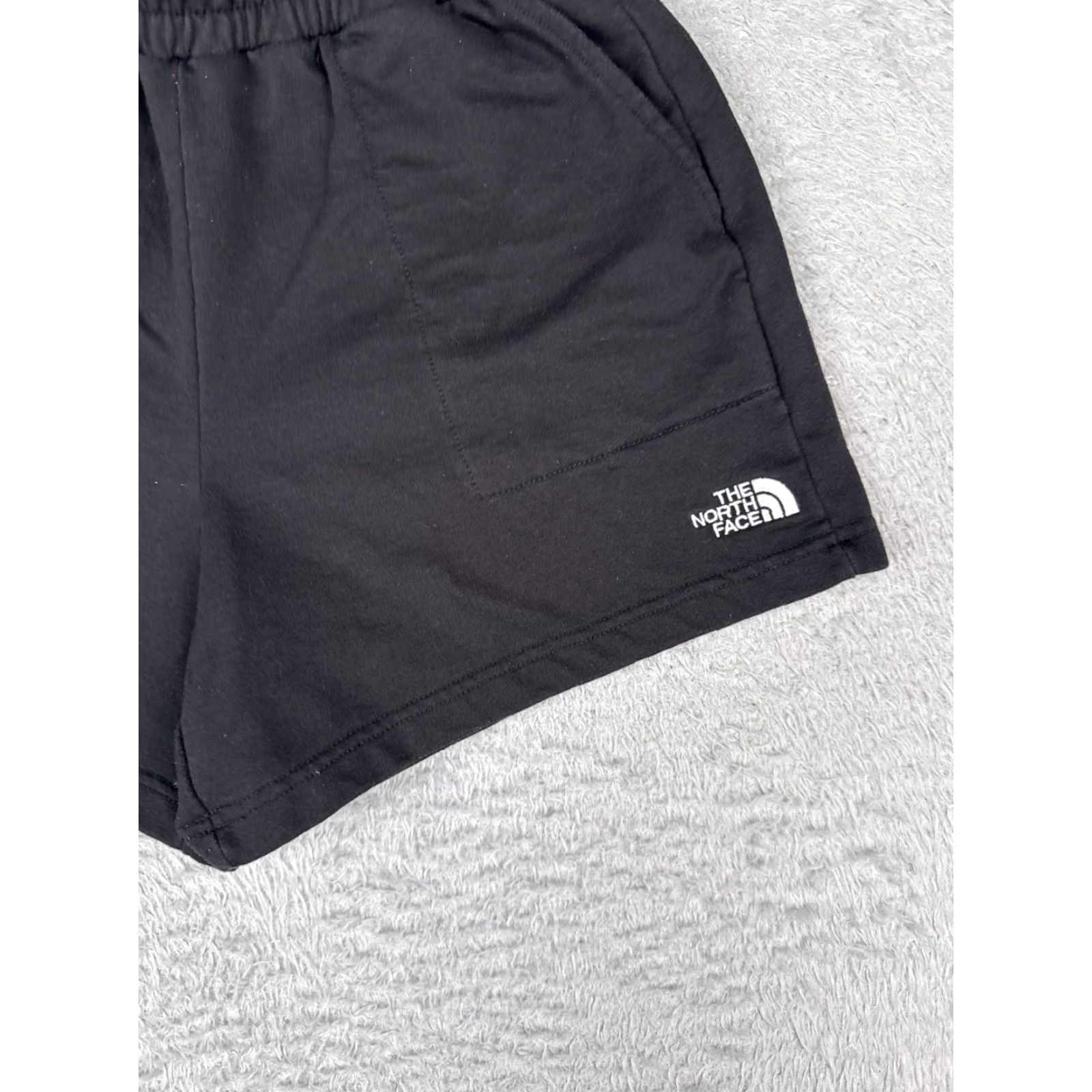 The North Face The North Face Shorts Women S Black Cotton French Terry Elastic Waist Pockets Mid Rise 5in Womens Size 28" / US 6 / IT 42 - 2 Thumbnail