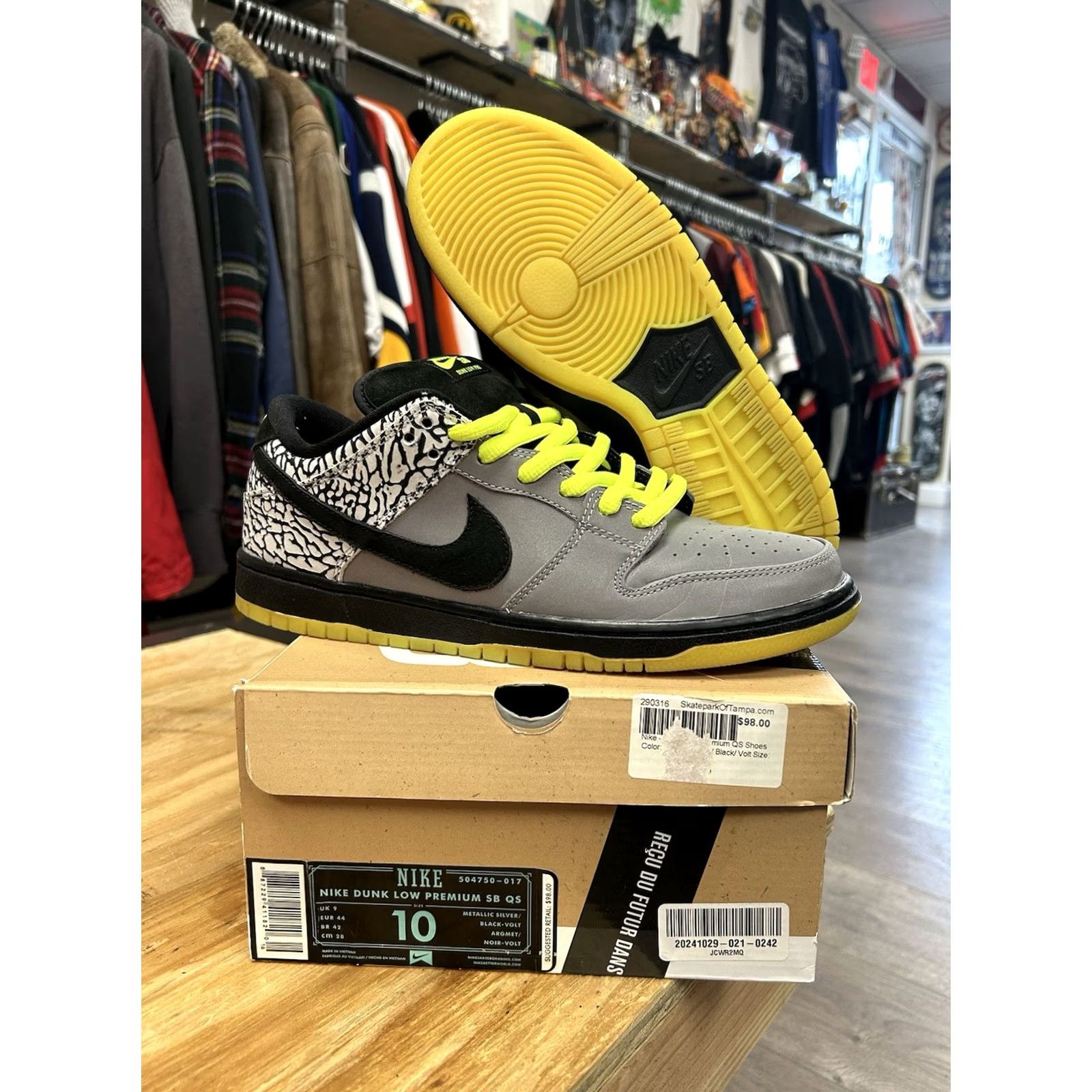 Nike Nike SB Dunk Low DJ Clark Kent x Primitive 112 - US 10 - Multicolor - Low Top - Used - 2013 - Box & Laces Included - Men Size US 9 / EU 42 - 2 Thumbnail
