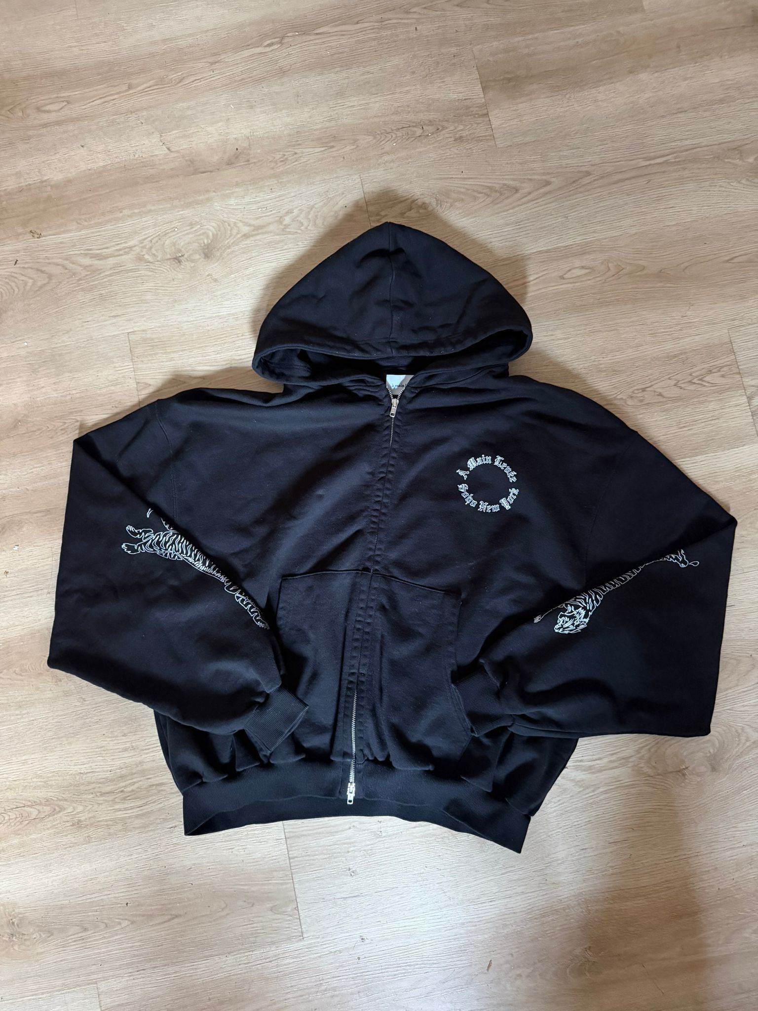 Other ‼️ One of 25 Soho Tiger Zipper Hoodie à main levée‼️ Size US L / EU 52-54 / 3 - 1 Thumbnail