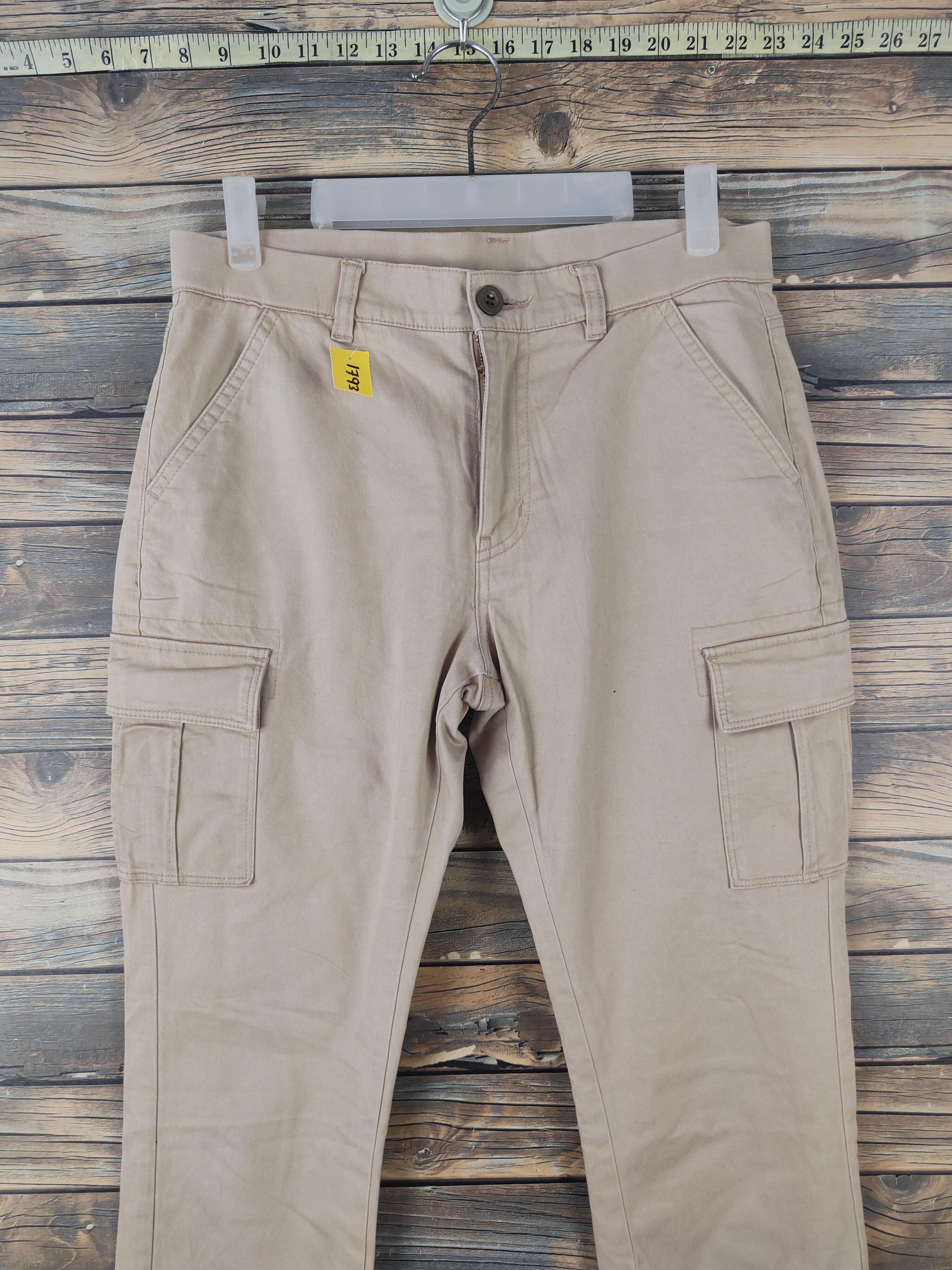 Japanese Brand DL Japanese Brand Beige Multipocket Cargo Pants #1793 Size 29" - 2 Thumbnail