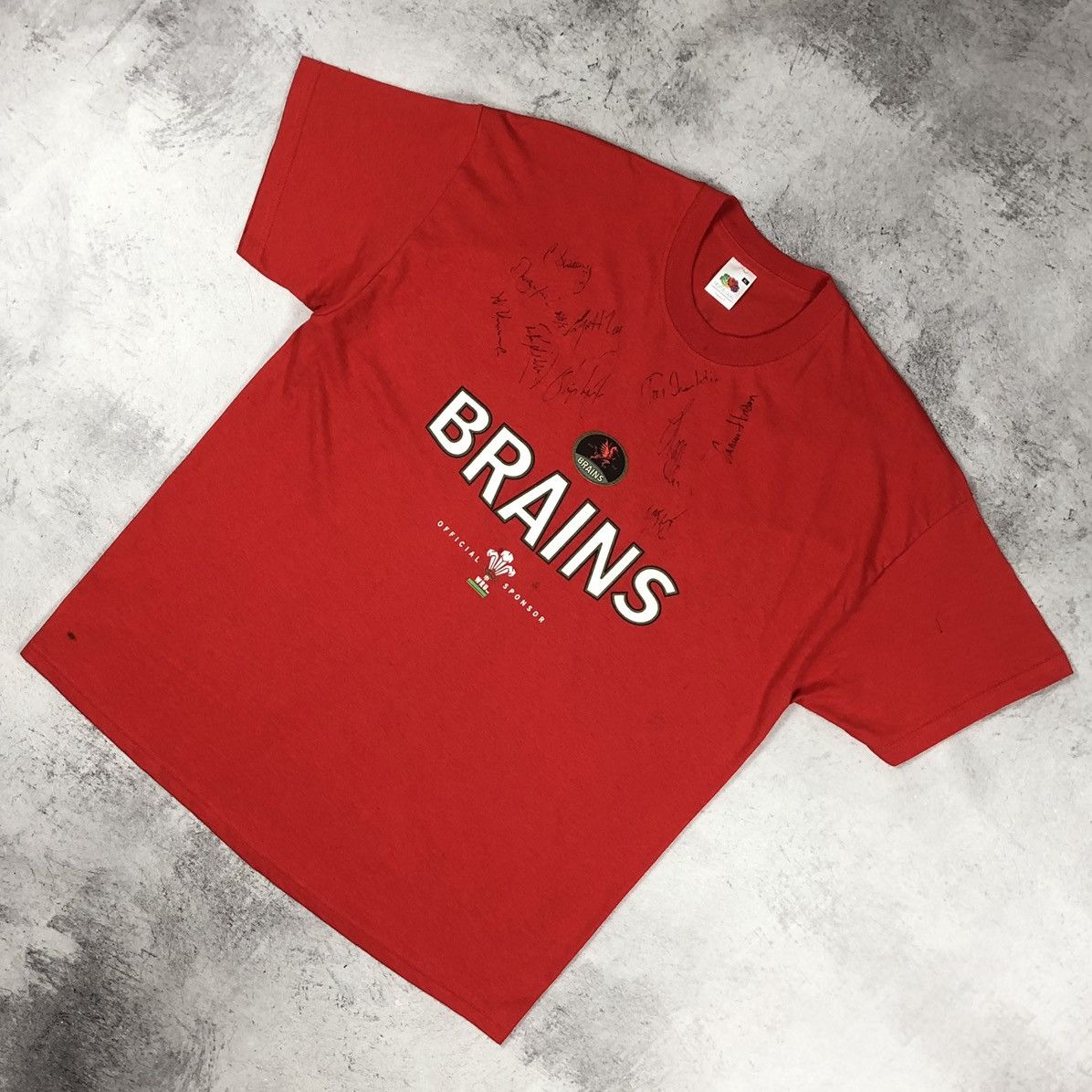 Vintage SIGNED! Wales Rugby WRU Brains 2005 Six Nations Tee Size US XL / EU 56 / 4 - 2 Thumbnail