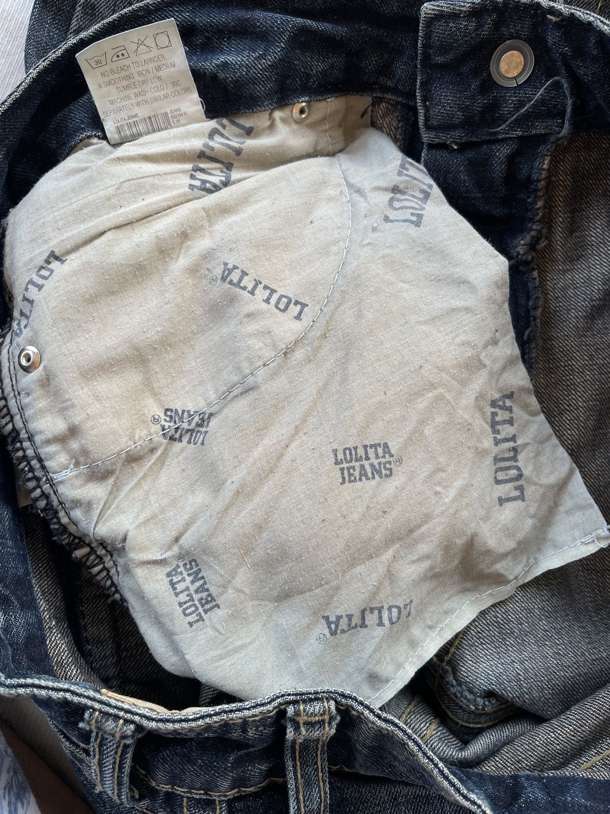 Designer Lolita Distressed Jeans (P104) Size US 34 / EU 50 - 12 Thumbnail