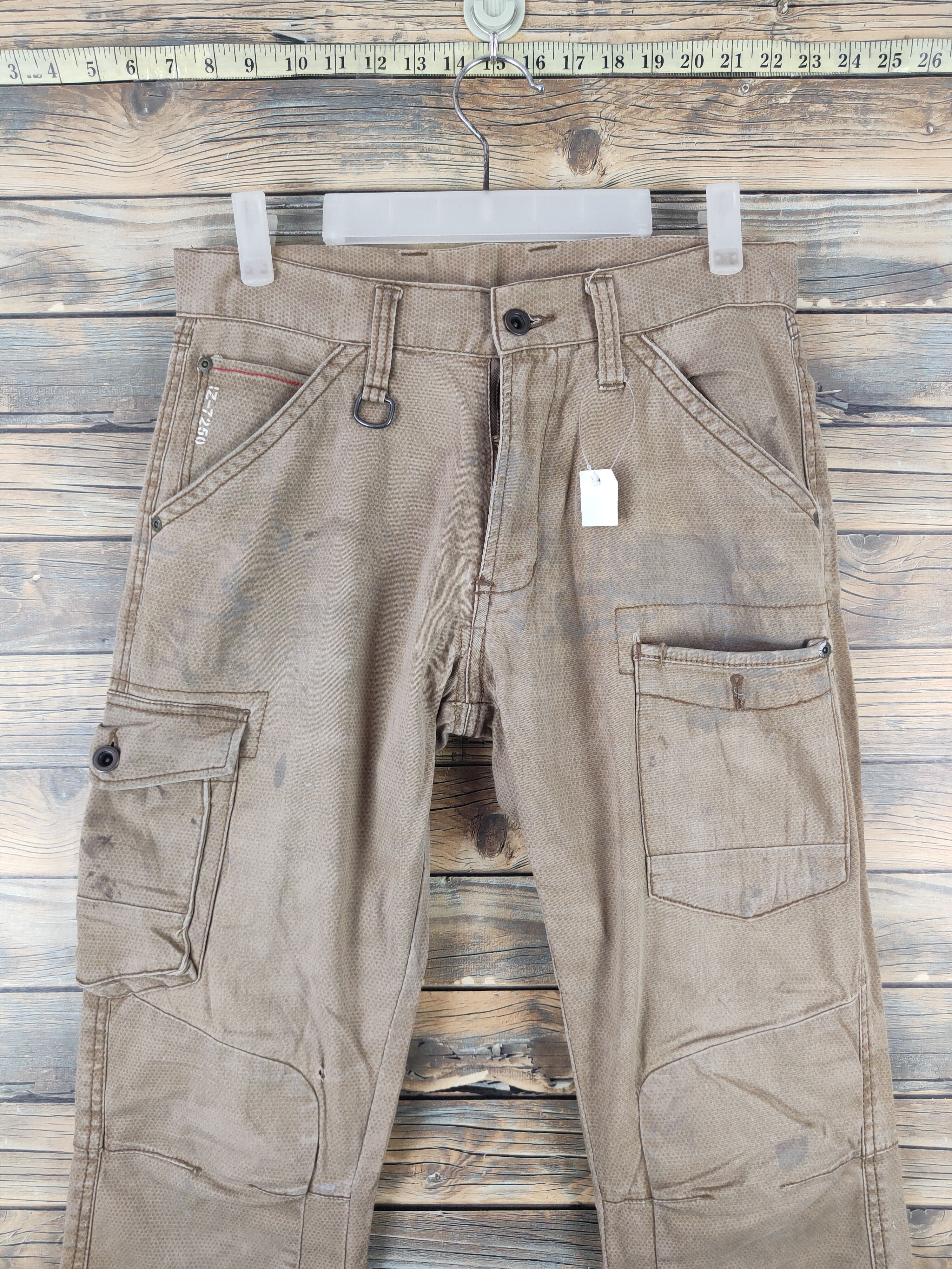 Japanese Brand DL Japanese Brand Beige Multipocket Cargo Pants #46-276T Size US 31 - 2 Thumbnail