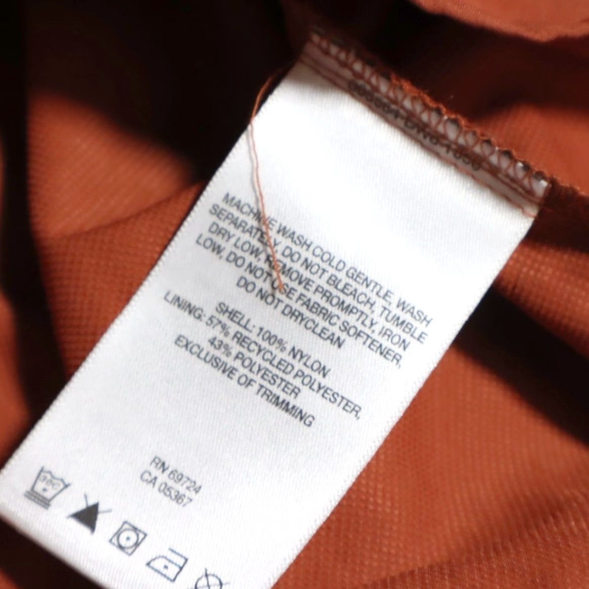 Vintage Columbia Omni-Shade Nylon Button Up Shirt Burnt Orange Men's L Size US L / EU 52-54 / 3 - 7 Thumbnail