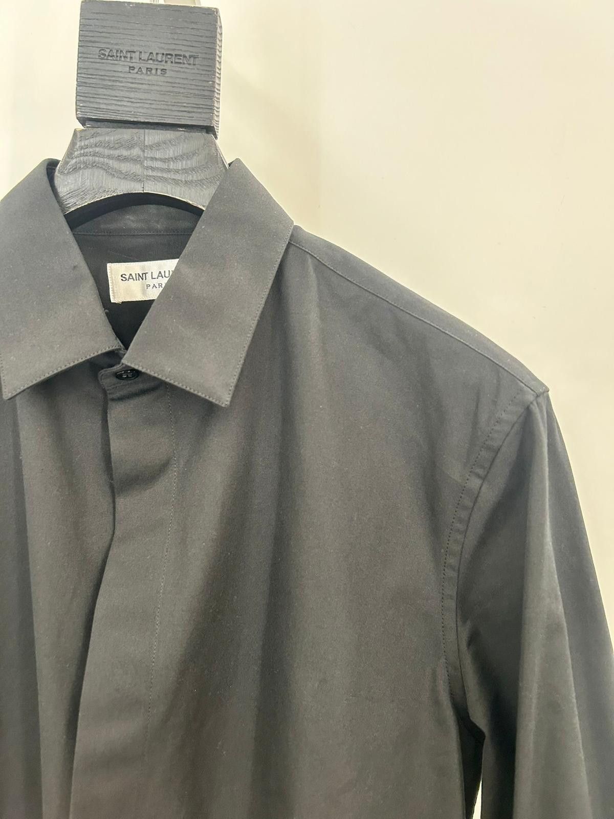 Saint Laurent Paris Slim-fit shirt with an Yves collar and straight shoulders. Size US M / EU 48-50 / 2 - 3 Thumbnail