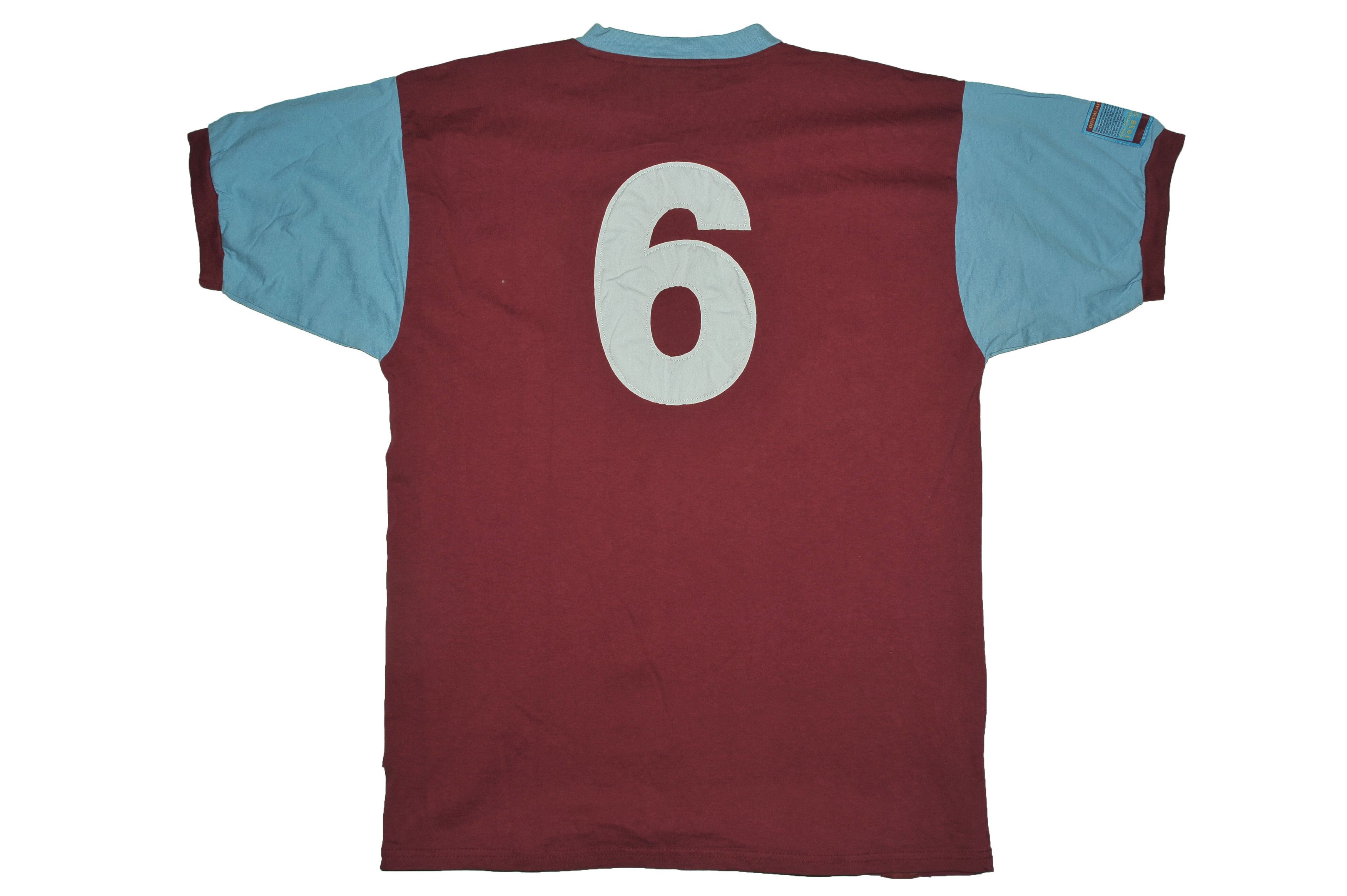 Other Bobby More #6 Memorial West Ham T-shirt Size US XL / EU 56 / 4 - 2 Thumbnail