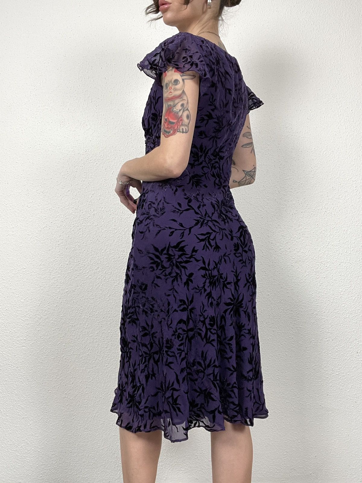 Vintage Vintage Purple Velvet Midi Dress Size M / US 6-8 / IT 42-44 - 4 Thumbnail