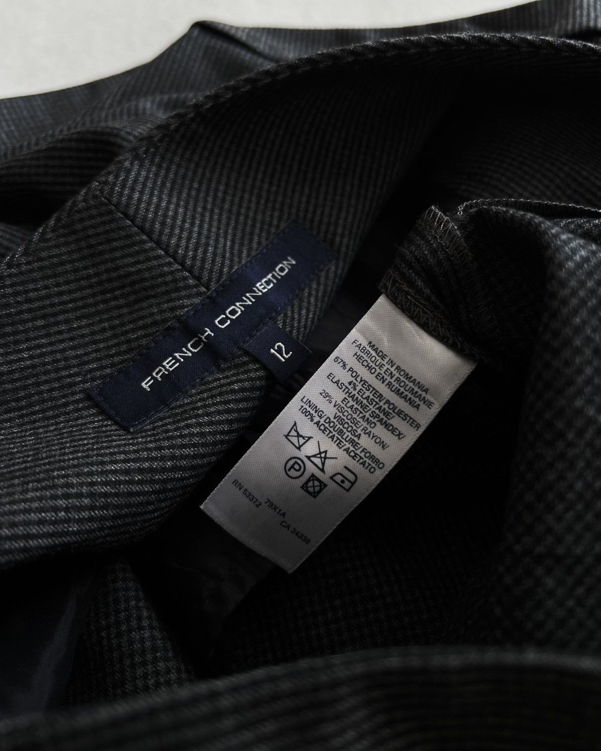 FCUK × French Connection FRENCH CONNECTION FCUK SHORT PANTS Size US 32 / EU 48 - 13 Thumbnail