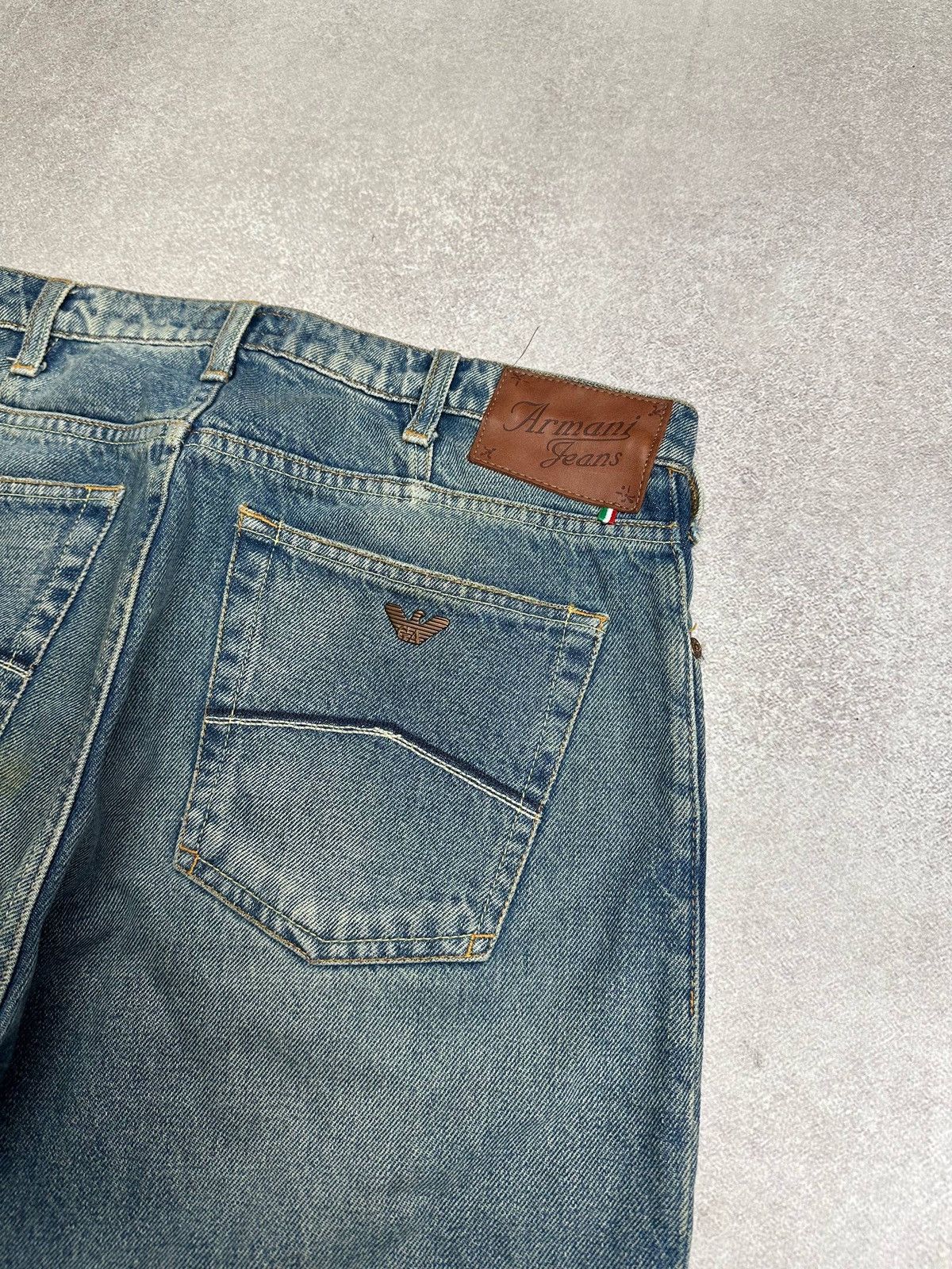 Emporio Armani Vintage Armani Metal Logo Baggy Denim Jeans Pants Rare 33 Size US 33 - 3 Thumbnail