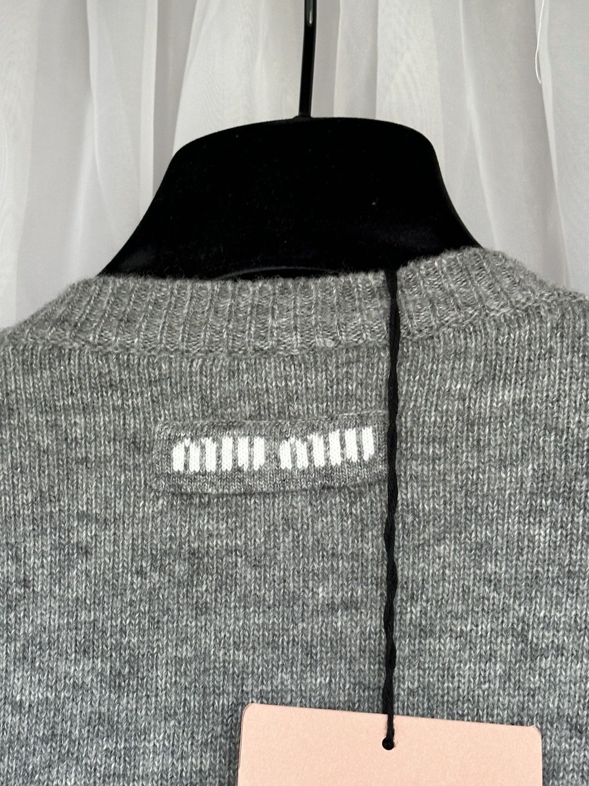 Miu Miu *NEW* MIU MIU SS2022 $1890 Cropped Logo Sweater runway wool Size M / US 6-8 / IT 42-44 - 8 Thumbnail