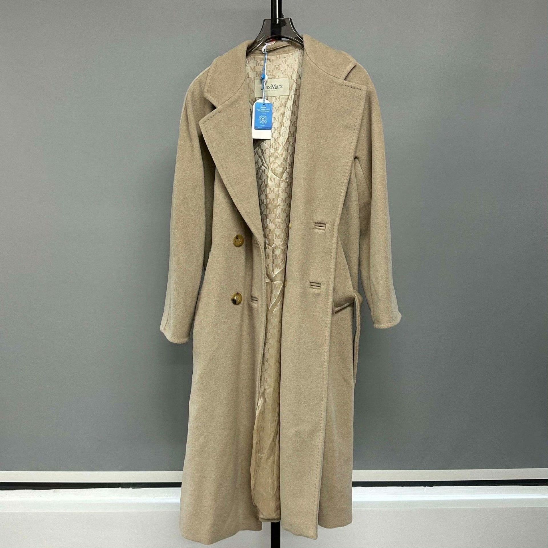 Max Mara Max Mara Wool Coat 34 Women Size XS / US 0-2 / IT 36-38 - 1 Thumbnail