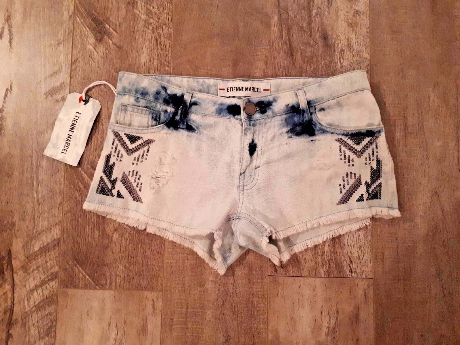 $143 Etienne Marcel Los Angeles EM7165 Embroidered Cutoff D