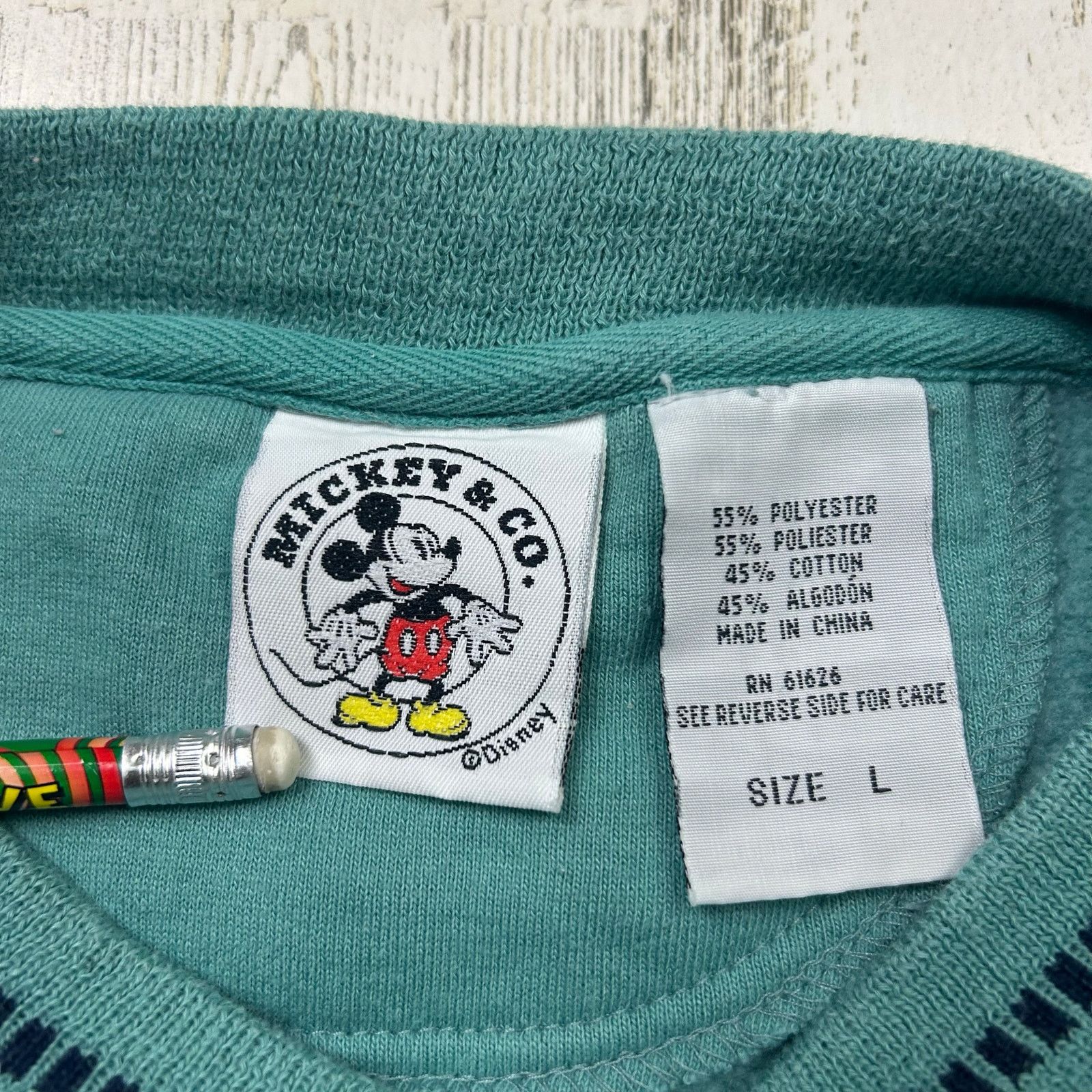 Disney × Mickey & Co. × Vintage Vintage Mickey & Co. Disney Mickey Mouse Crewneck Size US L / EU 52-54 / 3 - 5 Thumbnail