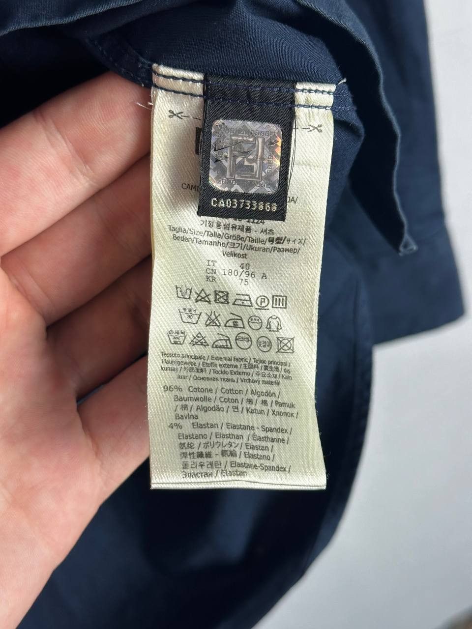 Fendi Rare Vintage Fendi Eyes Pocket Logo Casual Shirt Size S Size US S / EU 44-46 / 1 - 7 Thumbnail
