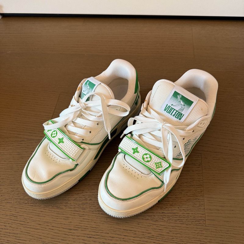 Louis Vuitton Louis Vuitton Classic Green Trainer Sneakers 0089 Size US 9.5 / EU 42-43 - 1 Thumbnail